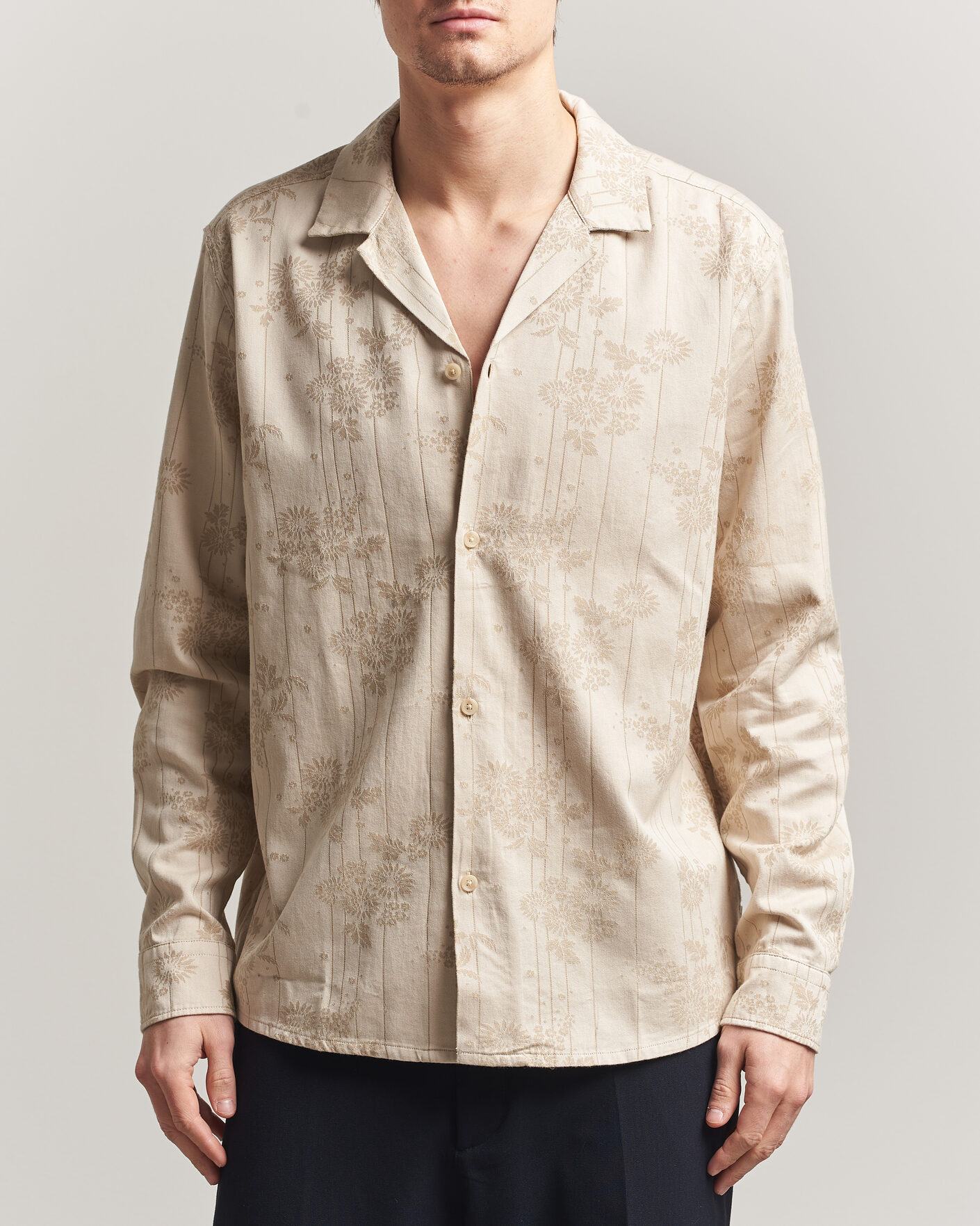 Uomini | Camicie | LES DEUX | Jasper Flower Jaquard Shirt Oyster Grey/White