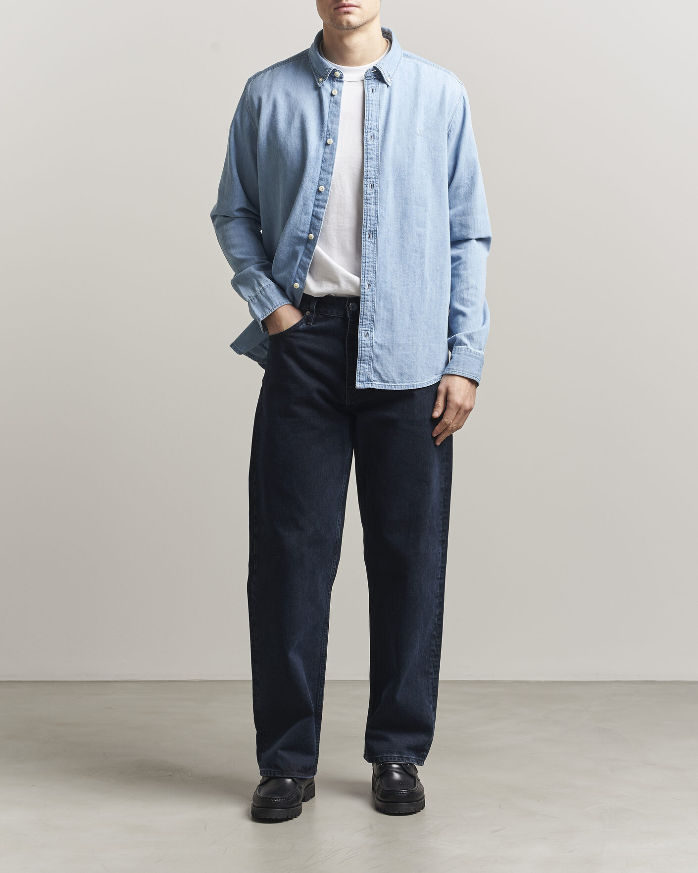 Uomini | Camicie | LES DEUX | Konrad Denim Shirt Light Indigo Wash