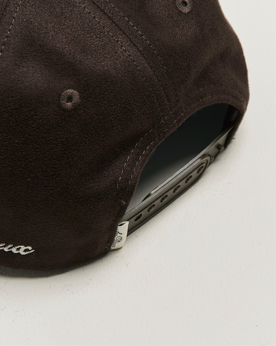 Uomini | Cappelli & Berretti | LES DEUX | Encore Suede Baseball Cap Coffee Brown
