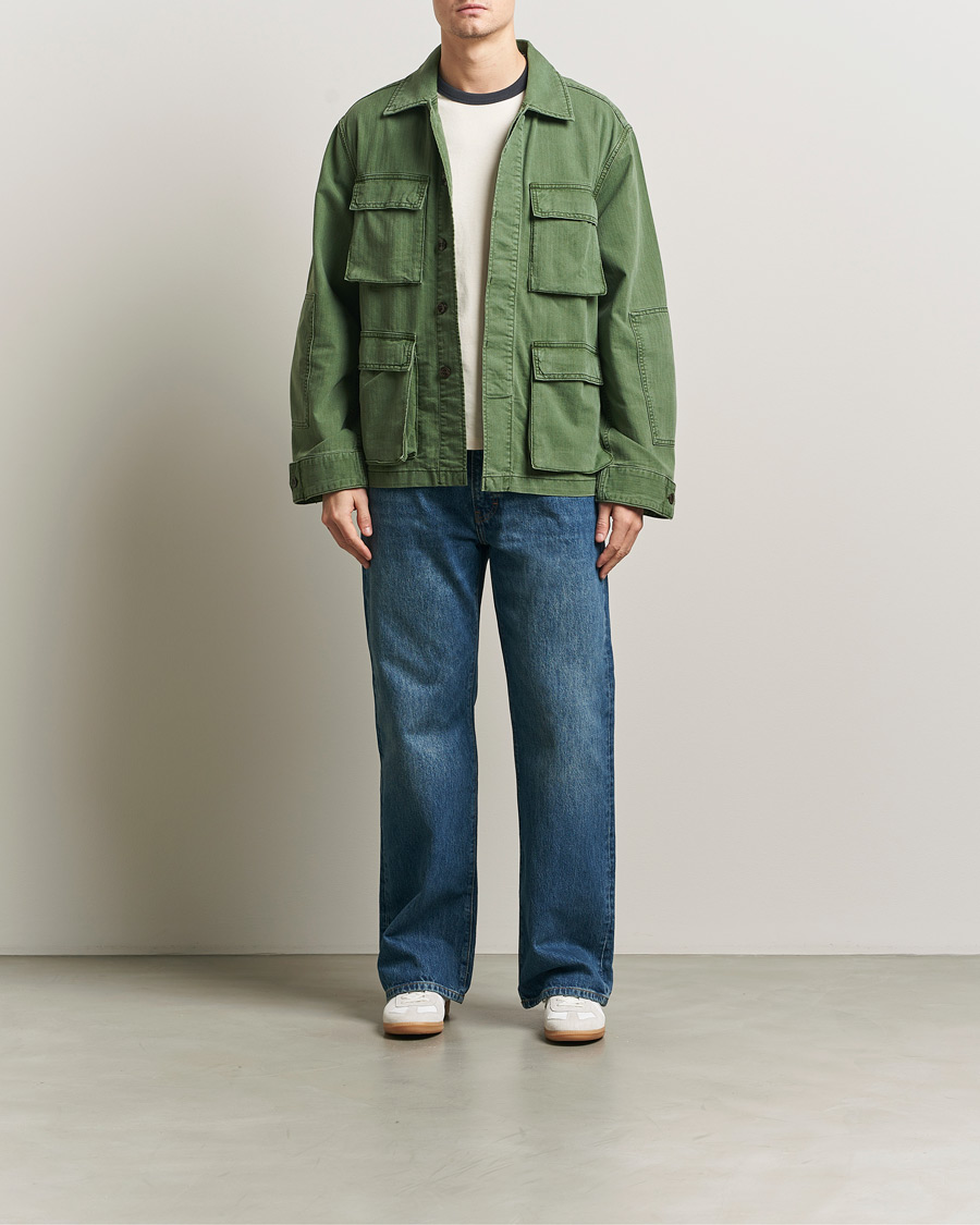 Uomini | Giacche | Jeanerica | Luc Herringbone Shirt Jacket Chevron Green