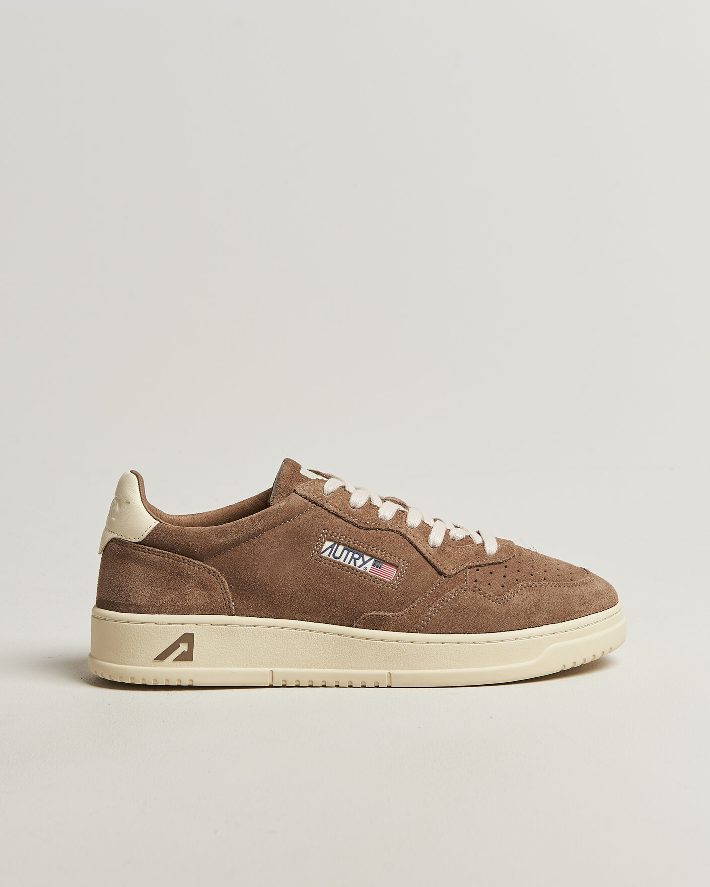 Uomini | Sneakers | Autry | Medalist Low Sneaker Cigar/White