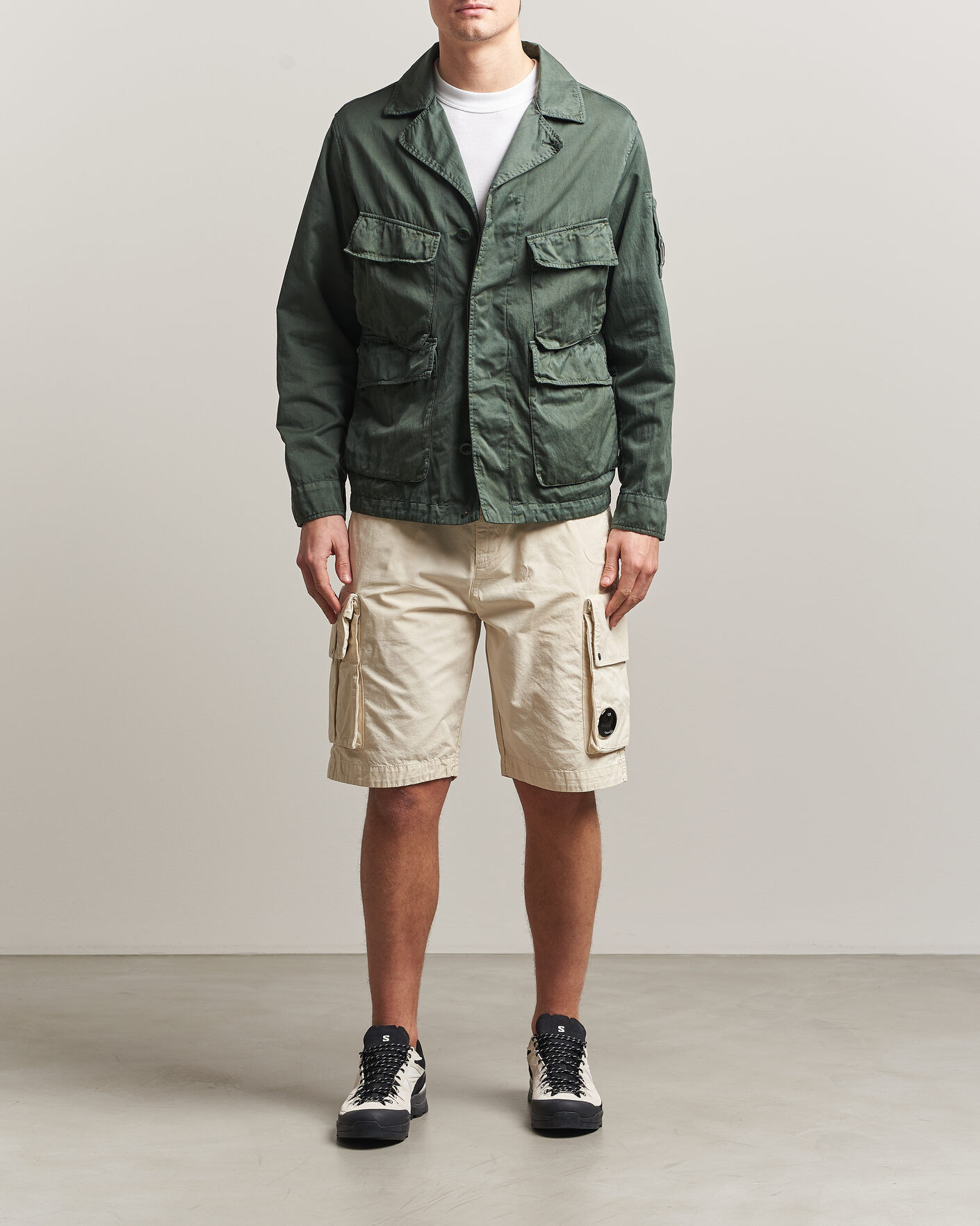 Uomini | Pantaloncini | C.P. Company | Cotton Gabardine Cargo Shorts Cream