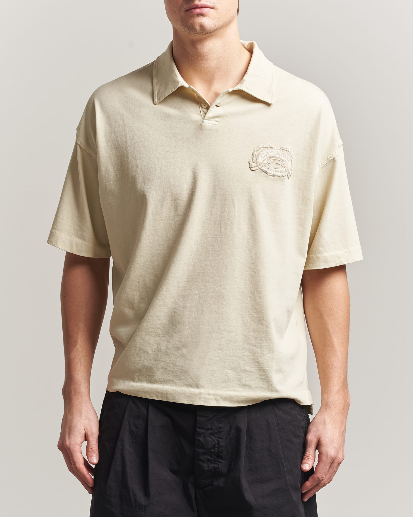 Uomini | Polo | C.P. Company | Boxy Fit Cotton Logo Polo Cream