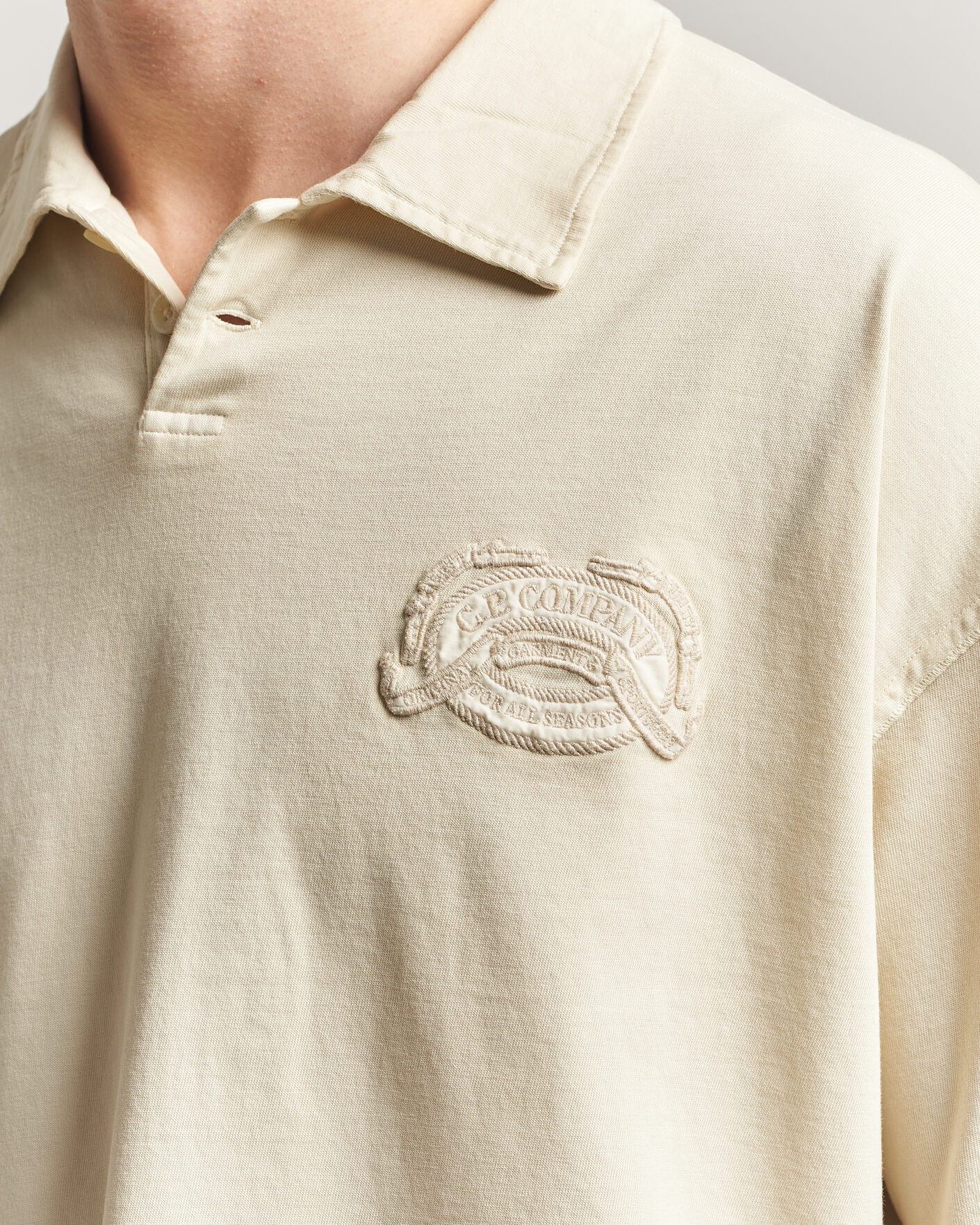 Uomini | Polo | C.P. Company | Boxy Fit Cotton Logo Polo Cream