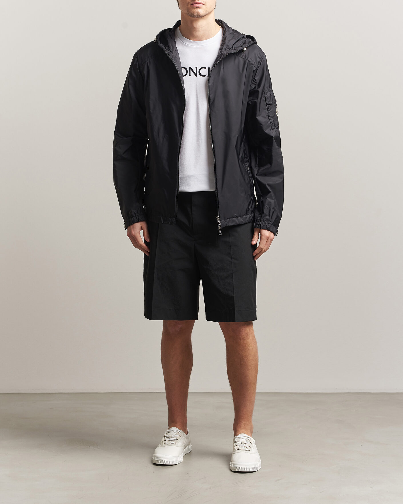 Uomini | Pantaloncini | Moncler | Lightweight Seersucker Shorts Black