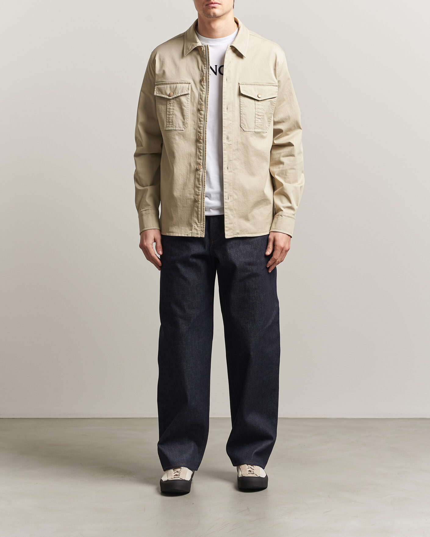 Uomini | Camicie | Moncler | Double Pocket Overshirt Beige