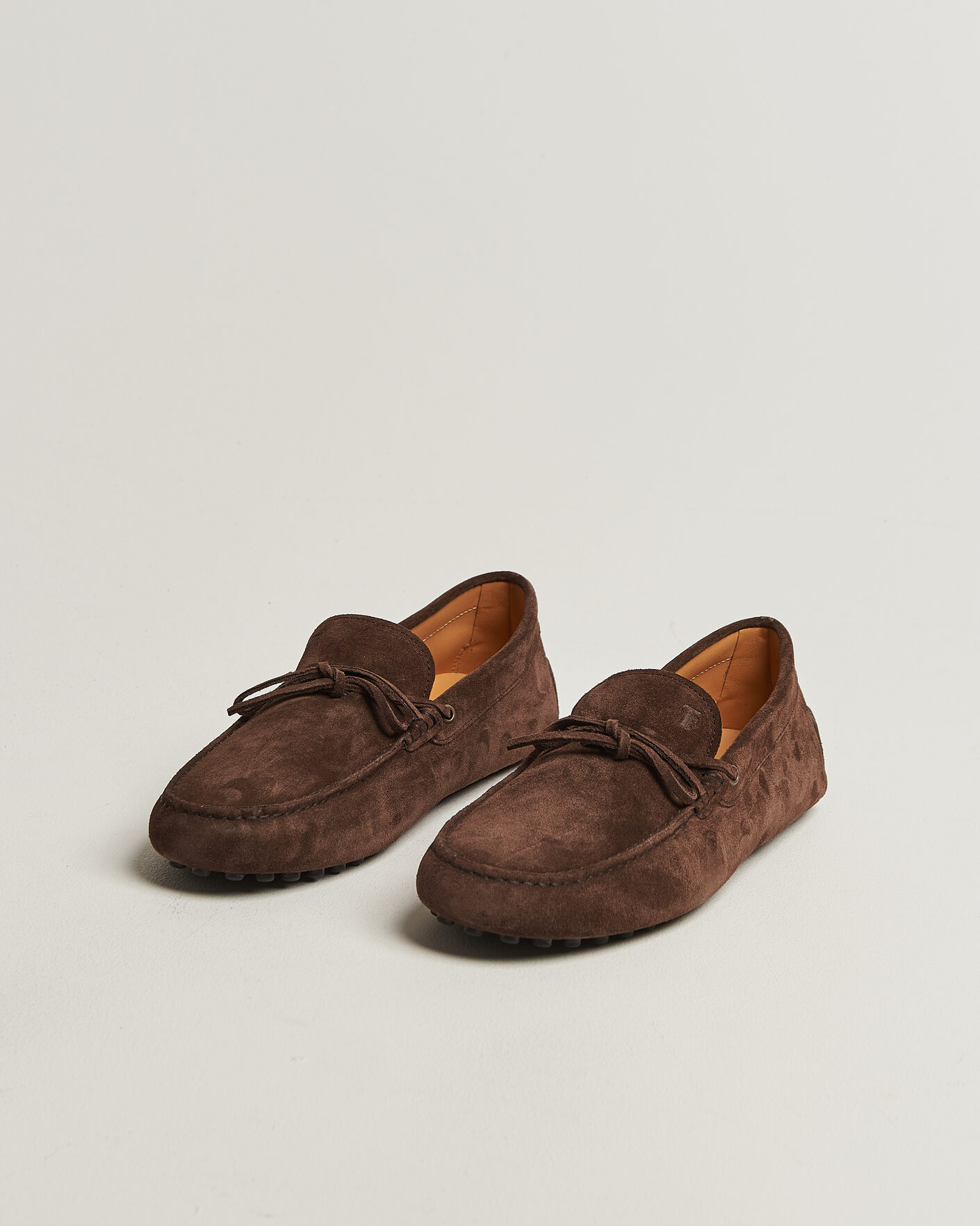 Uomini | Mocassini | Tod's | Lacetto Gommino Carshoe Dark Brown Suede