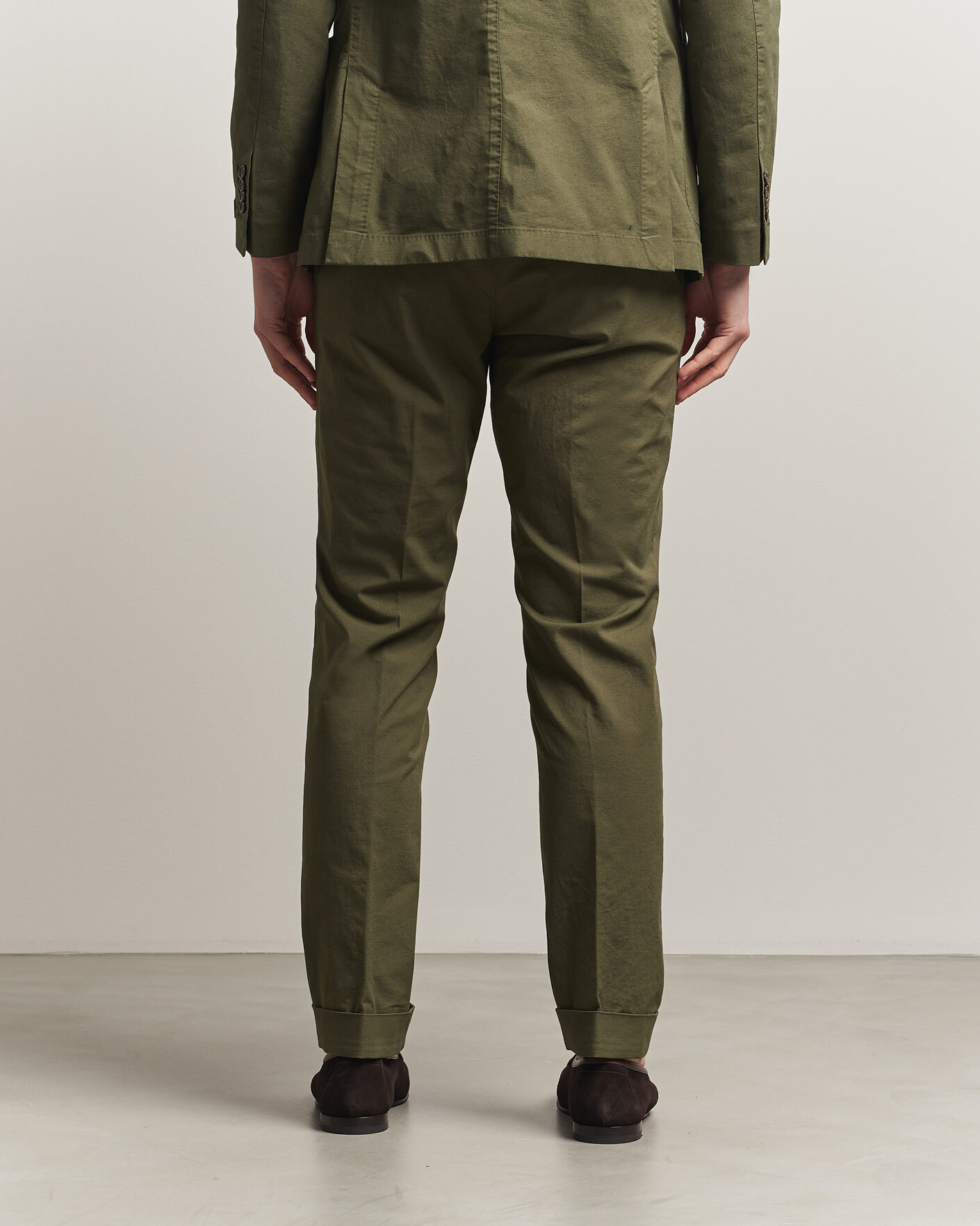 Uomini | Pantaloni | Morris | Jack Washed Cotton Trousers Olive