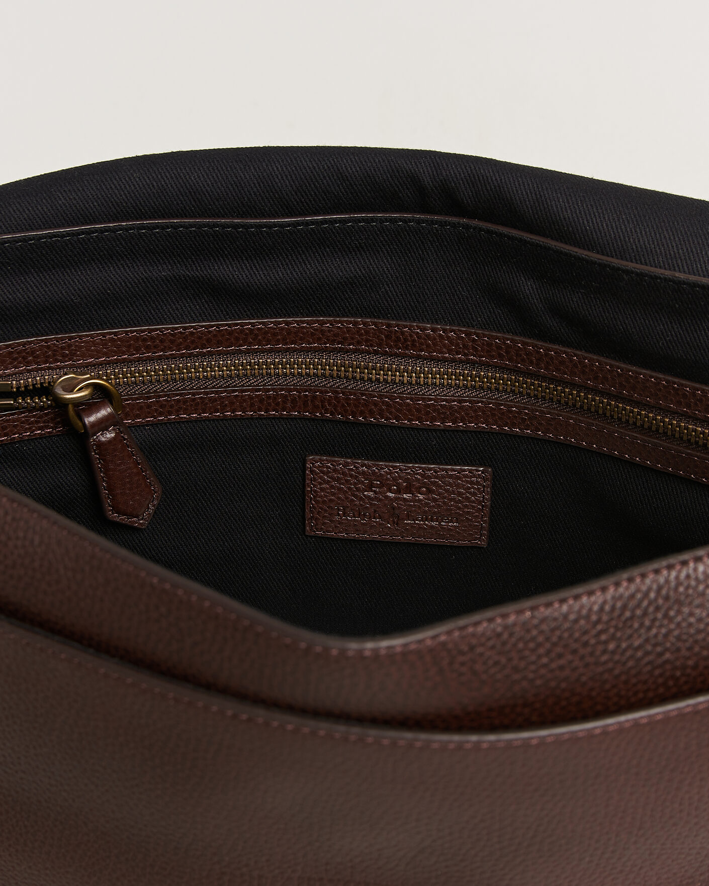 Uomini | Borse | Polo Ralph Lauren | Pebble Leather Messenger Bag Dark Brown