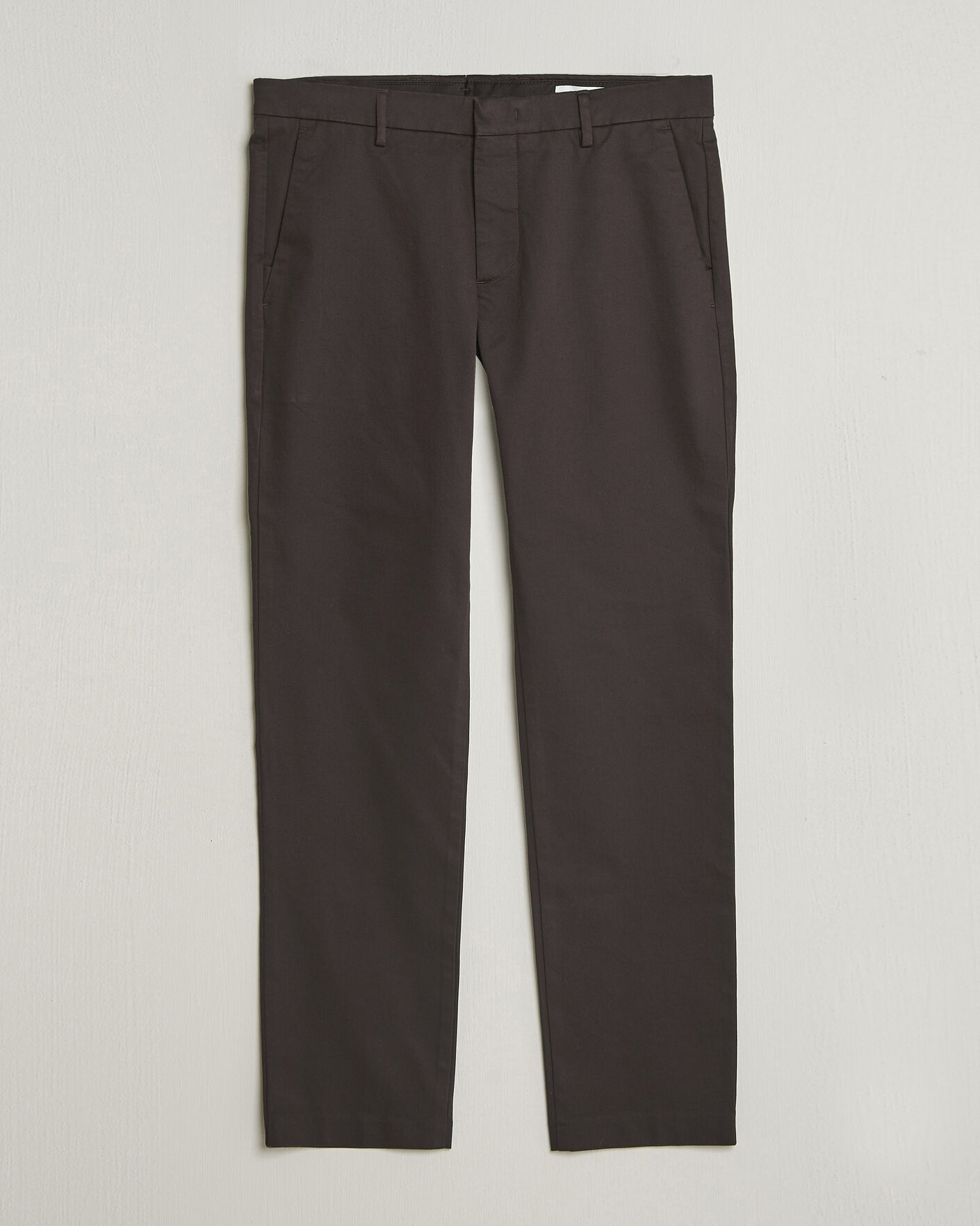 Uomini | Pantaloni | NN07 | Theo Regular Fit Stretch Chinos Deep Truffle