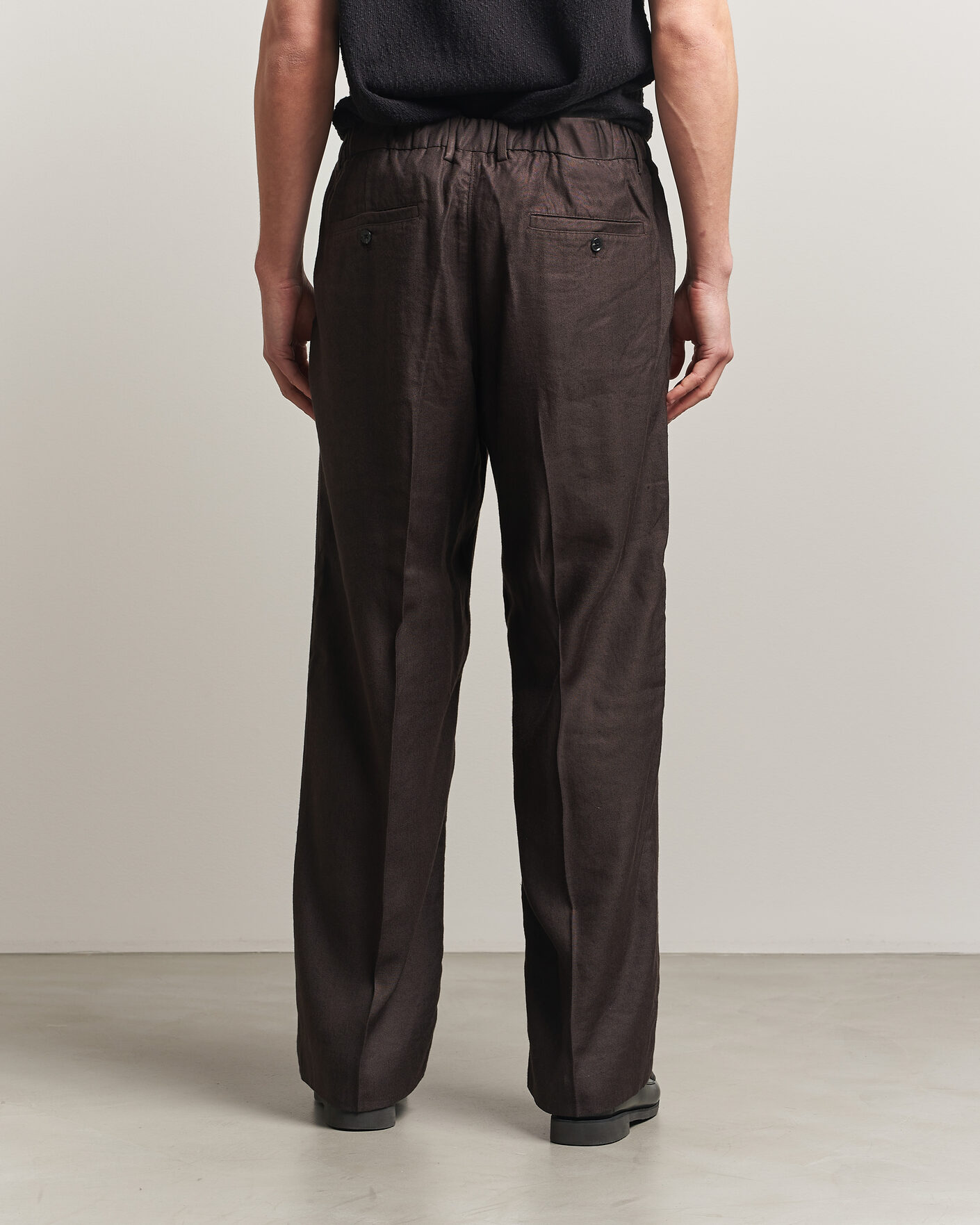 Uomini | Pantaloni | NN07 | Kay Linen/Viscose Drawstring Trousers Deep Truffle