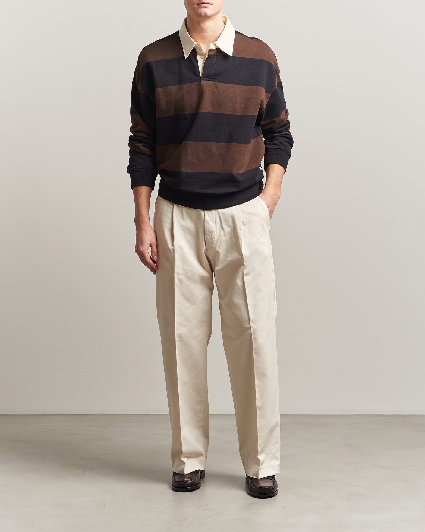 Uomini | Pantaloni | NN07 | Kay Cotton Pleated Trousers Ivory