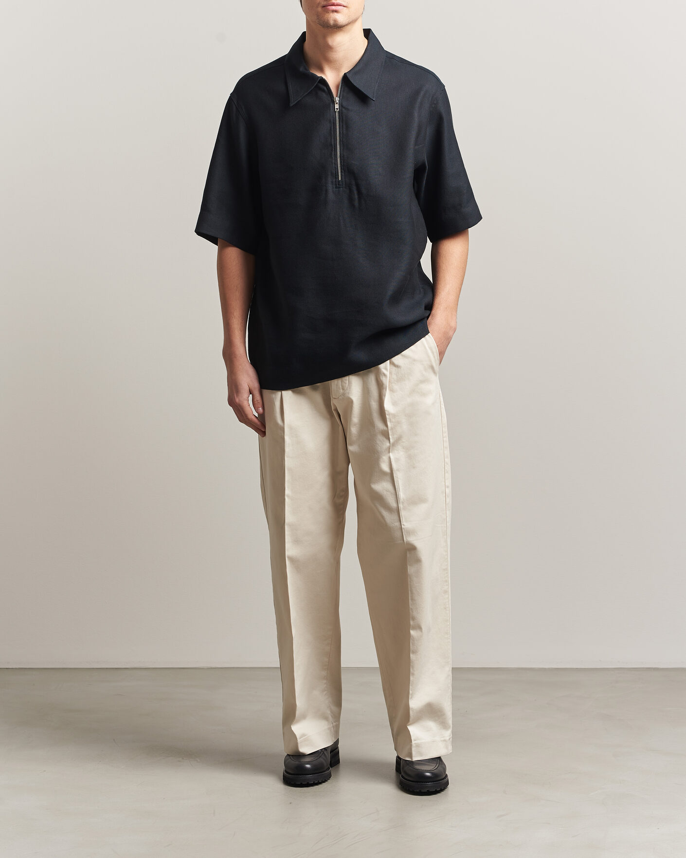 Uomini | Polo | NN07 | Bruno Linen/Viscose Half Zip Polo Black