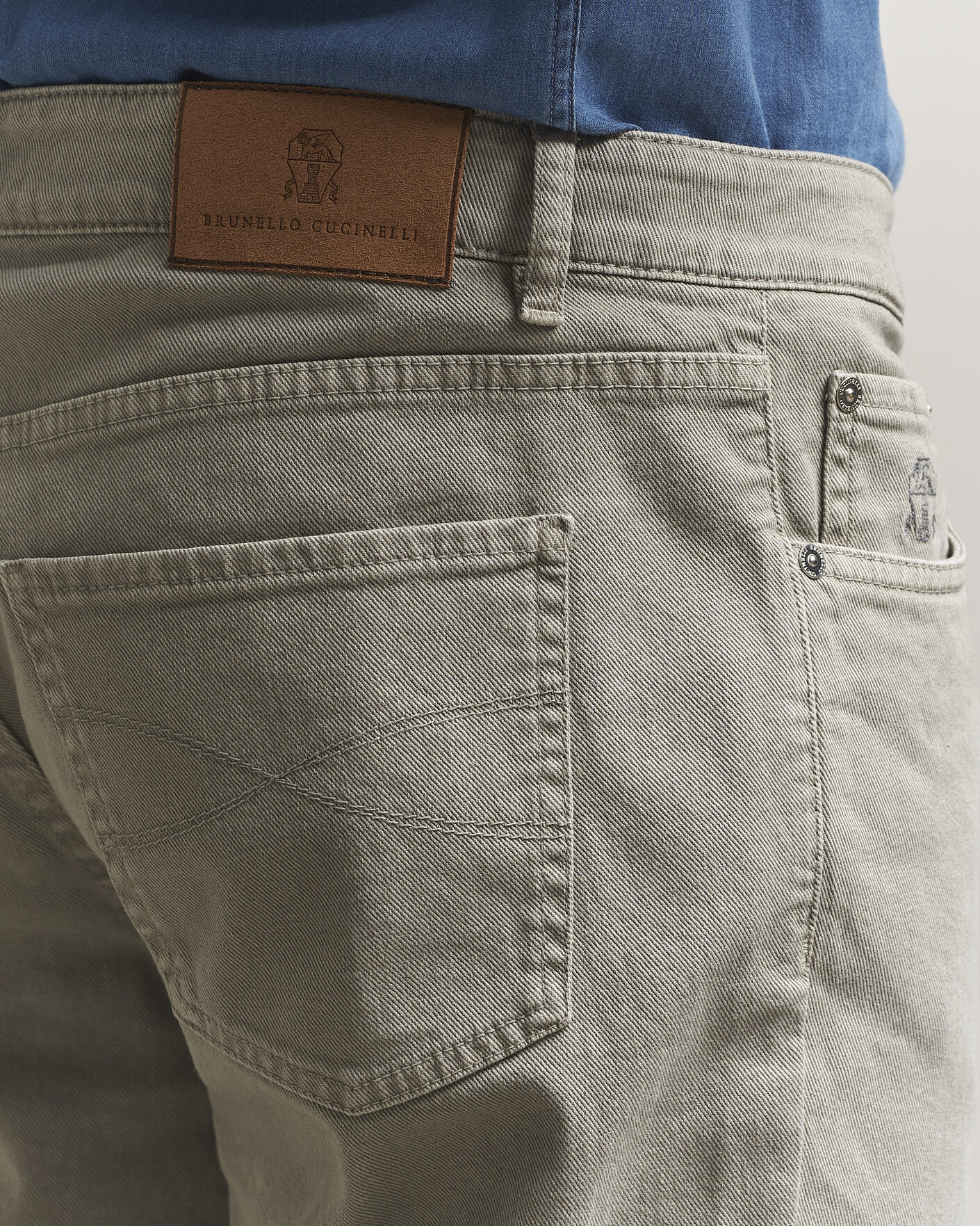 Uomini | Pantaloni | Brunello Cucinelli | Traditional Fit Bull Denim Pants Olive