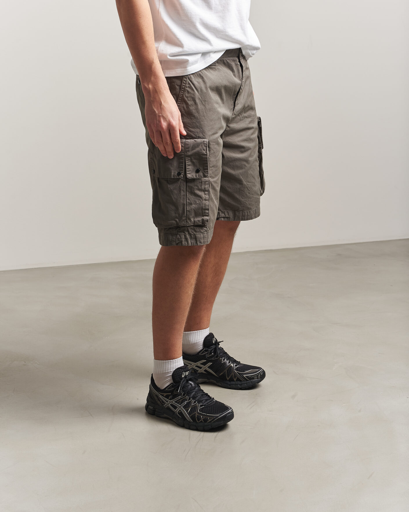 Uomini | Sneakers | Asics | Gel-Kayano 20 Black/Clay Grey