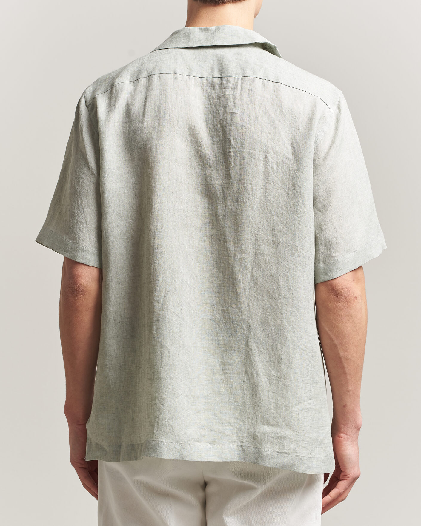 Uomini | Camicie | Lardini | Klop Short Sleeve Linen Resort Shirt Light Green