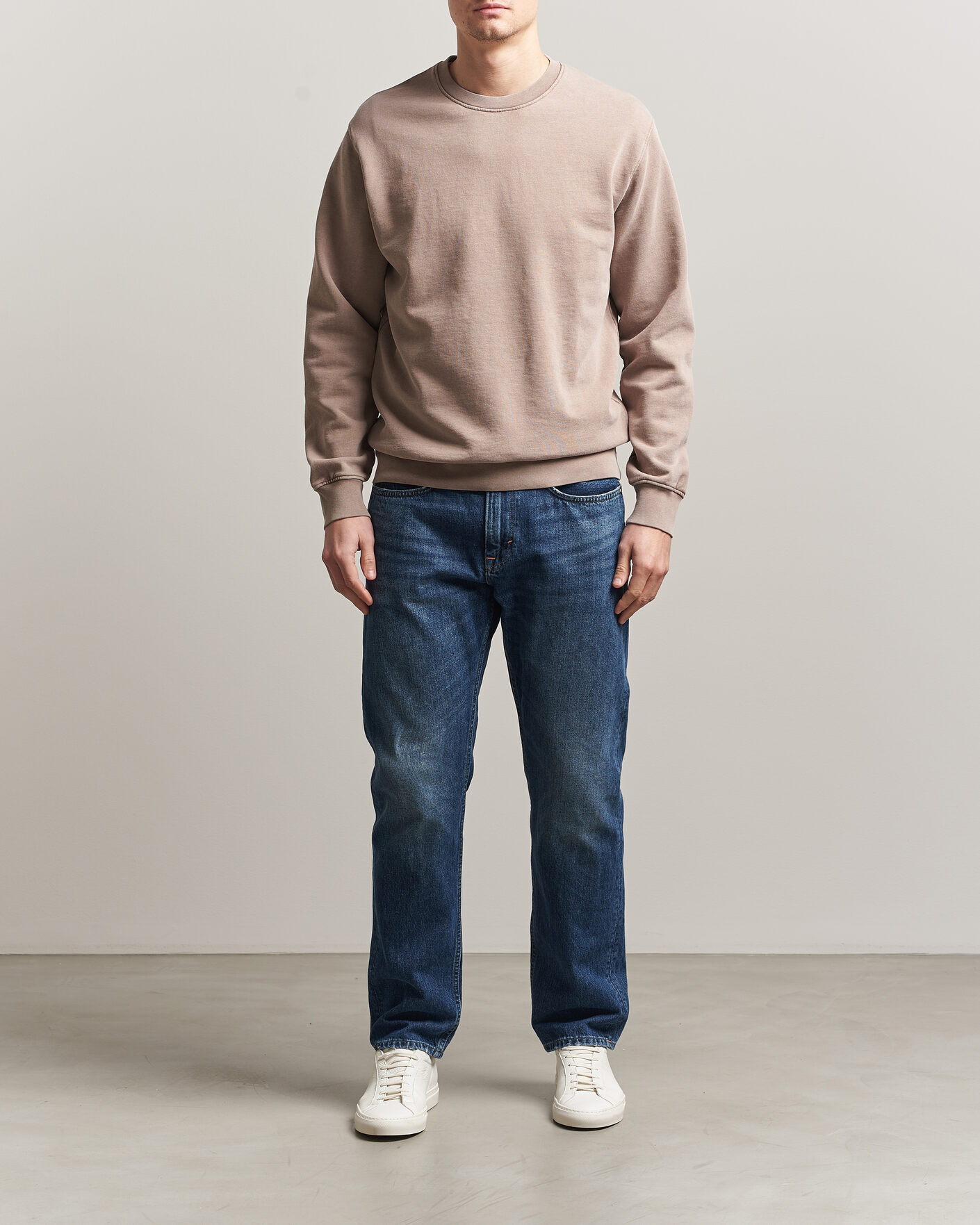 Uomini | Maglieria | Colorful Standard | Classic Organic Crew Neck Sweat Faded Khaki