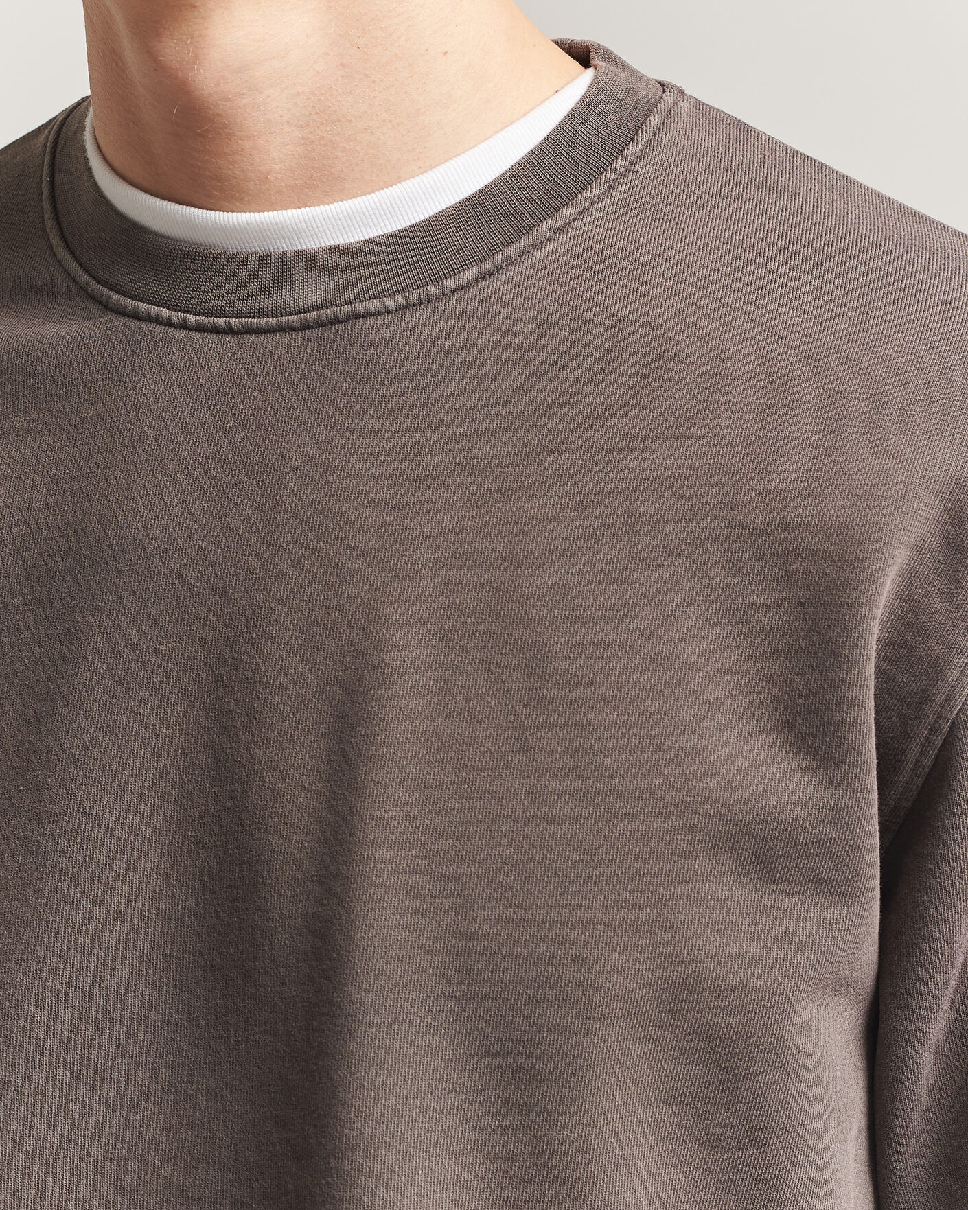 Uomini | Maglieria | Colorful Standard | Classic Organic Crew Neck Sweat Fade Mud