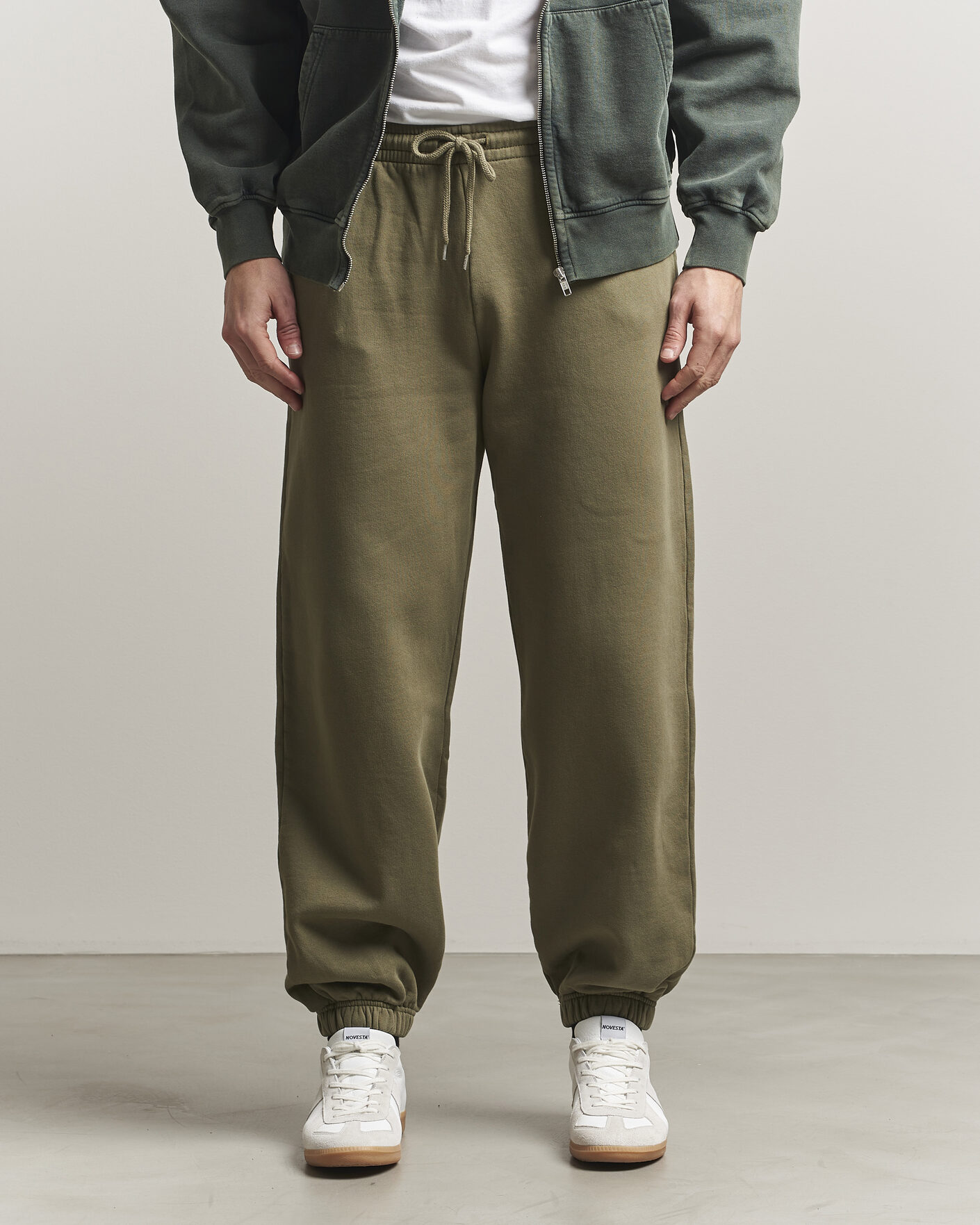Uomini | Pantaloni | Colorful Standard | Classic Organic Sweatpants Dusty Olive
