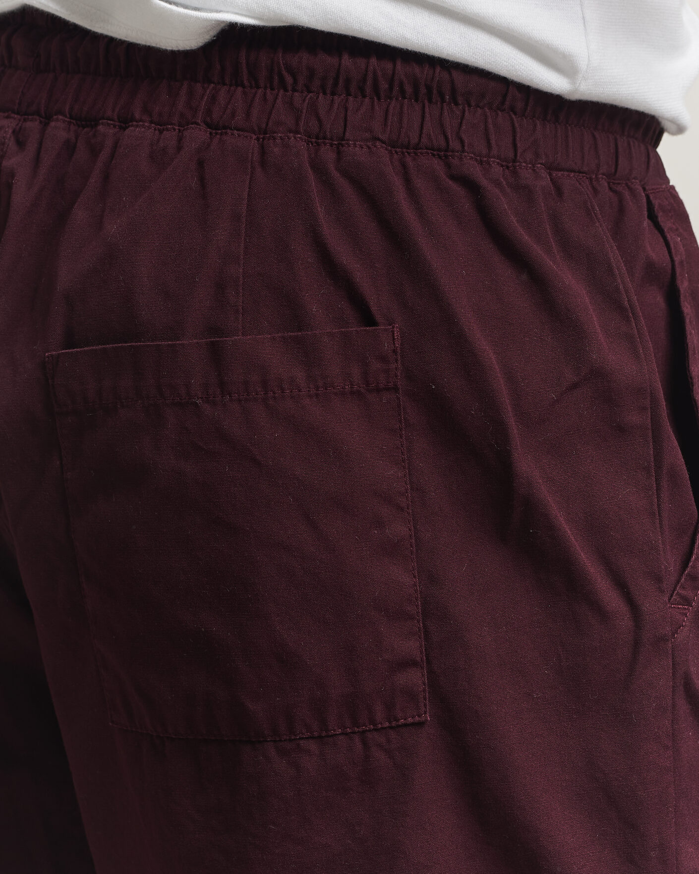 Uomini | Pantaloncini | Colorful Standard | Classic Organic Twill Drawstring Shorts Oxblood Red