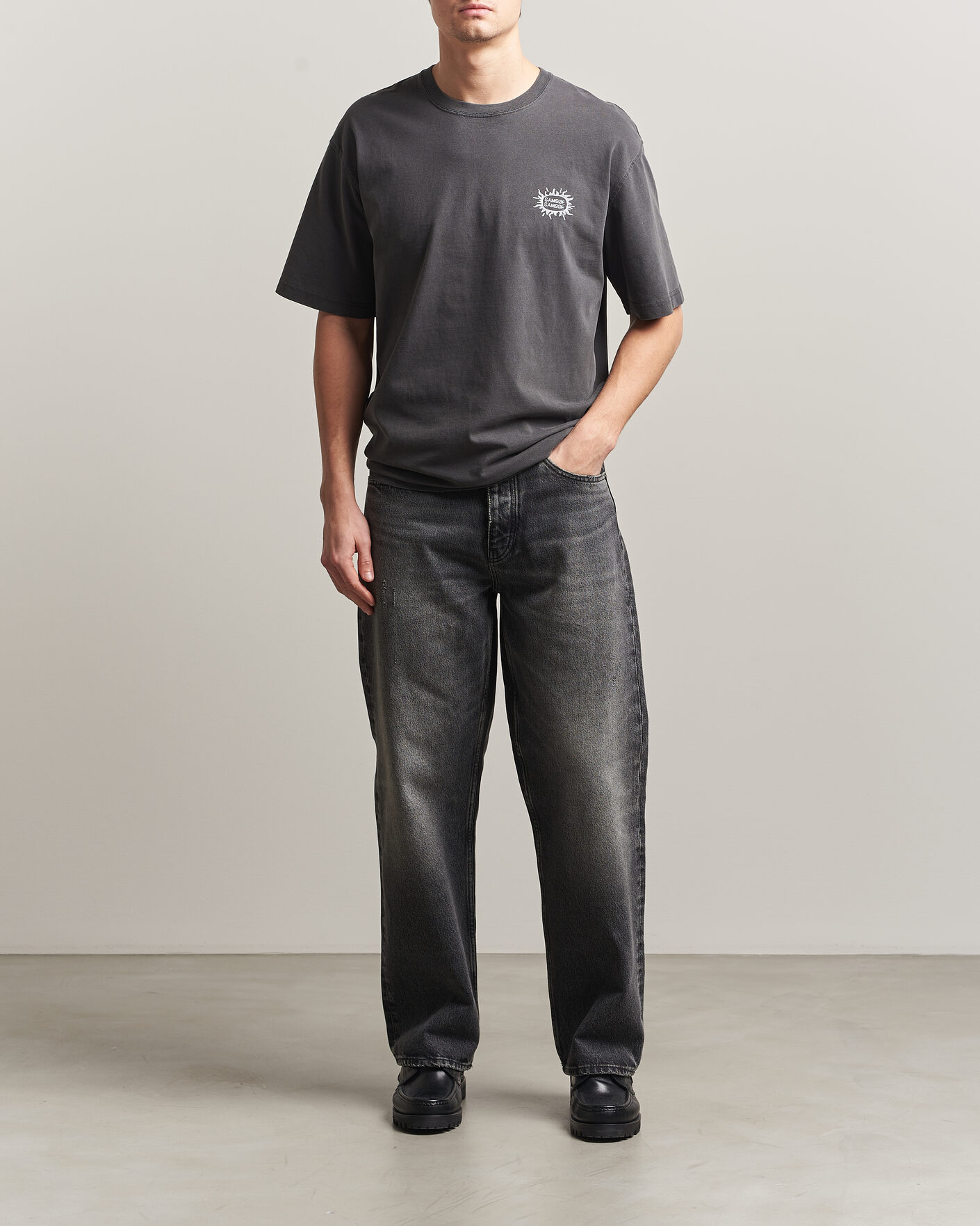 Uomini | T-shirt | Samsøe Samsøe | Gergei Printed Crew Neck T-Shirt Washed Black