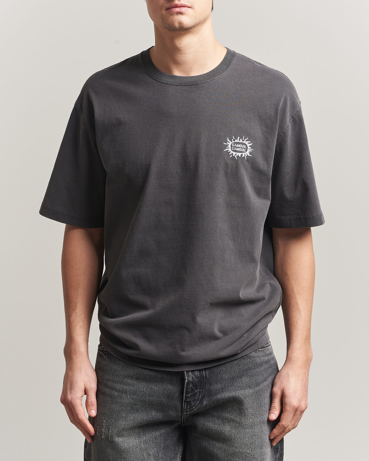 Uomini | T-shirt | Samsøe Samsøe | Gergei Printed Crew Neck T-Shirt Washed Black