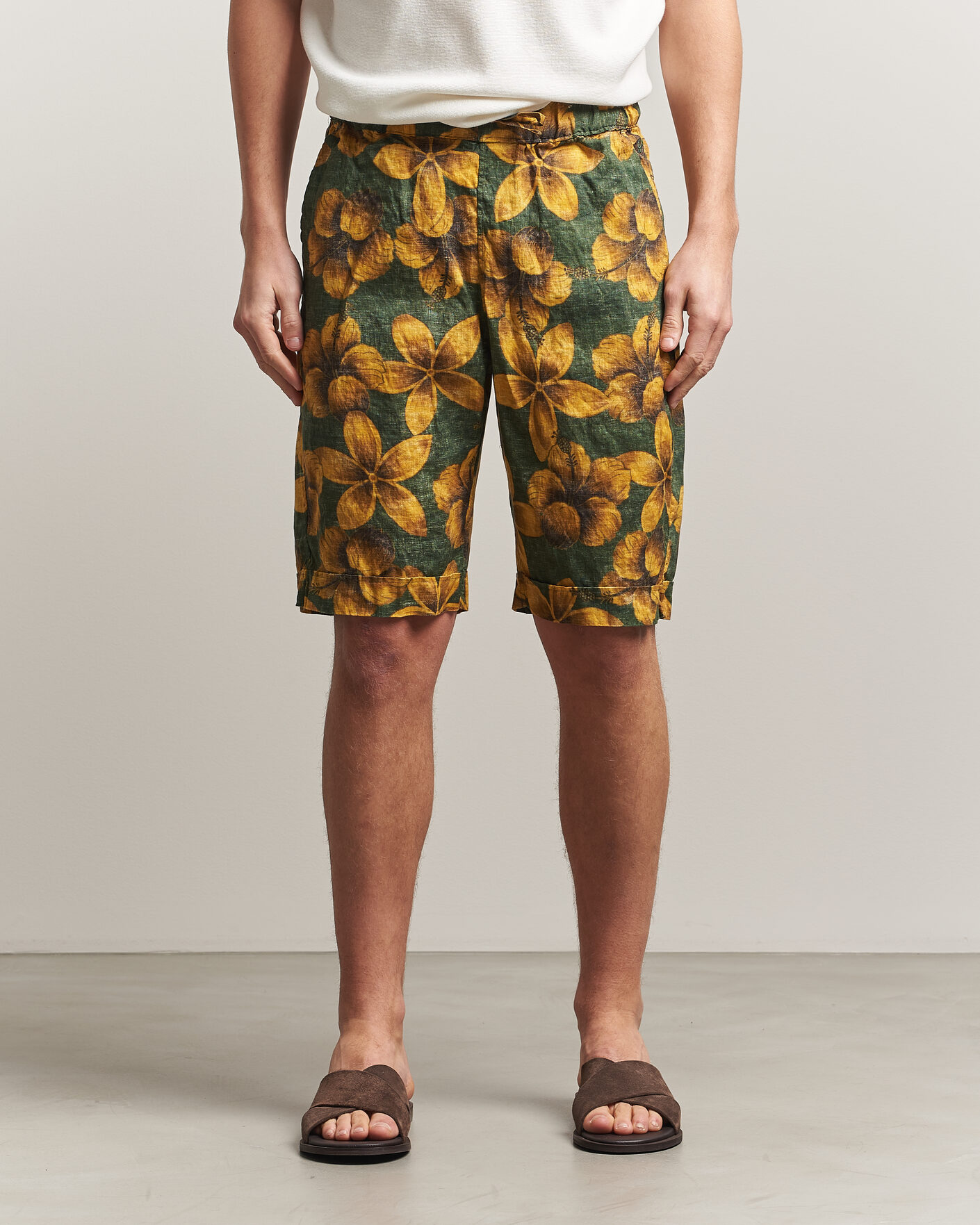 Uomini | Pantaloncini | Stenströms | Flower Printed Linen Shorts Green