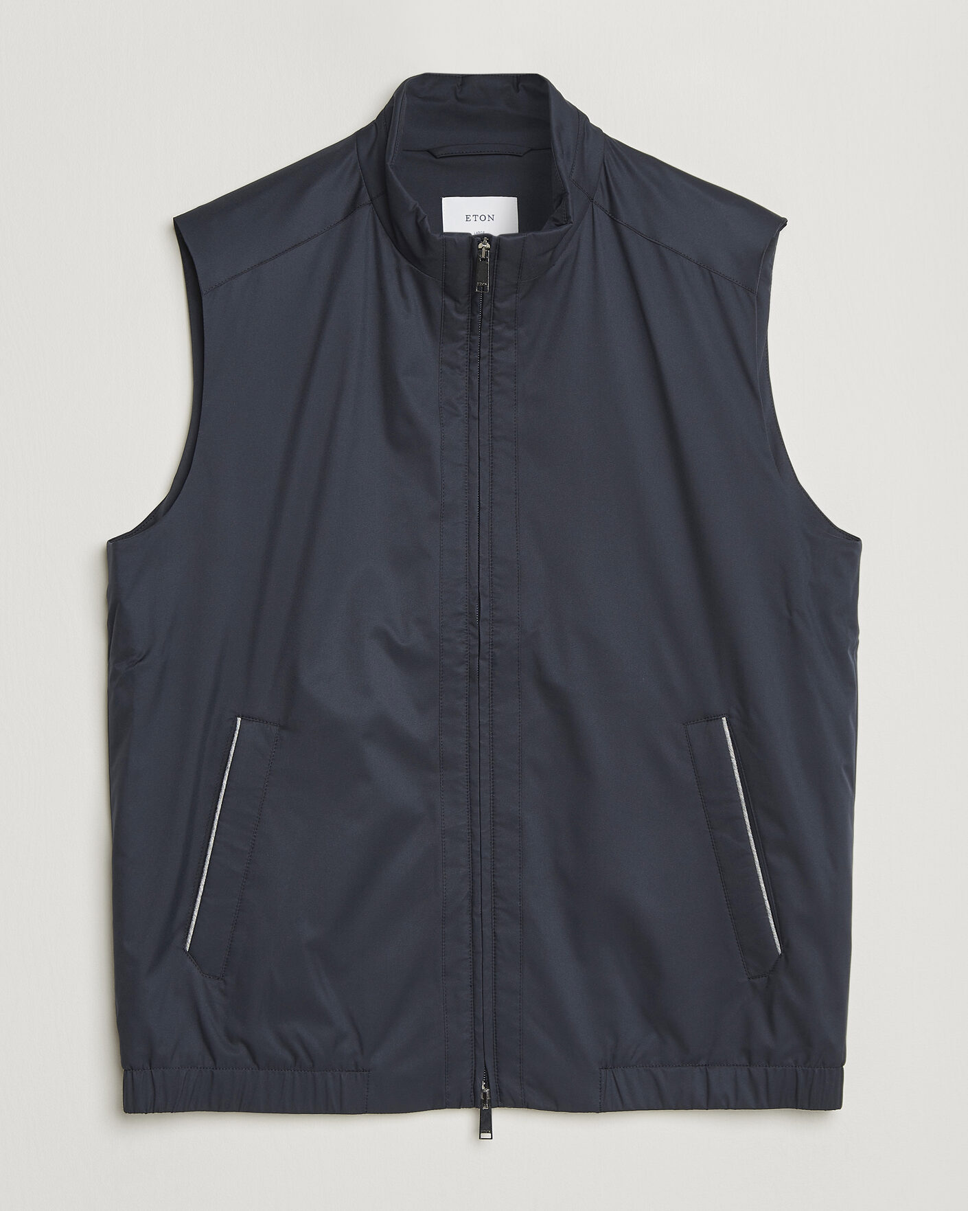 Uomini | Gilet | Eton | Lightweight Wind Vest Navy Blue