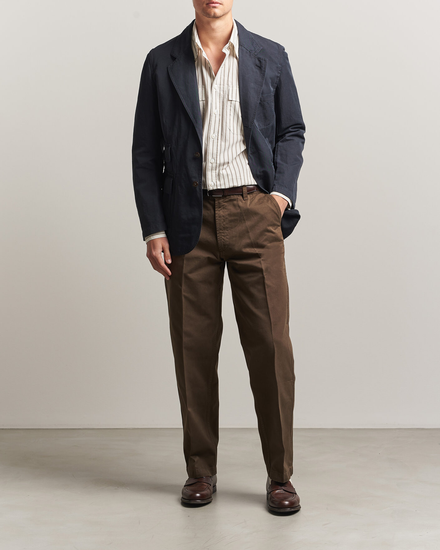 Uomini | Pantaloni | Drake's | Peached Flat Front Cotton Chino Brown