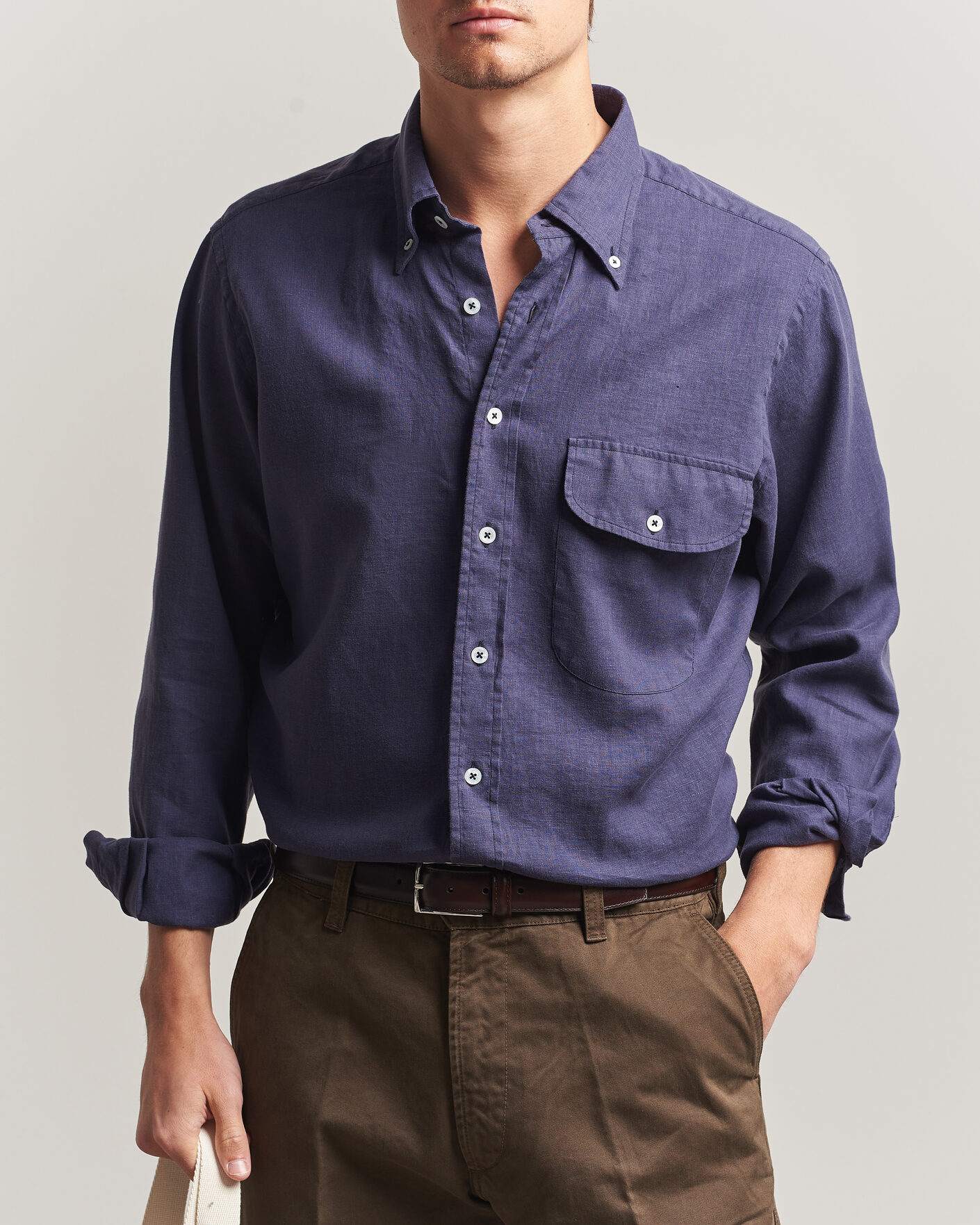 Uomini | Camicie | Drake's | Linen Button Down Curved Pocket Shirt Navy