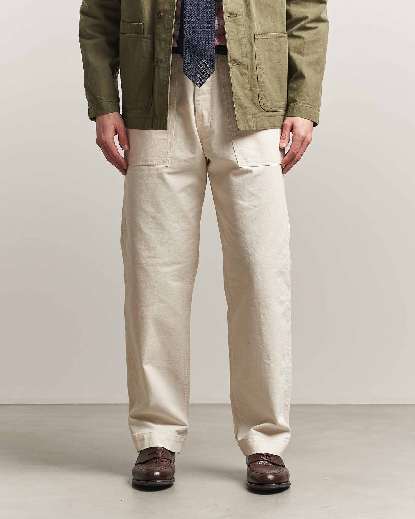 Uomini | Pantaloni | Drake's | Twill Fatigue Trousers Ecru