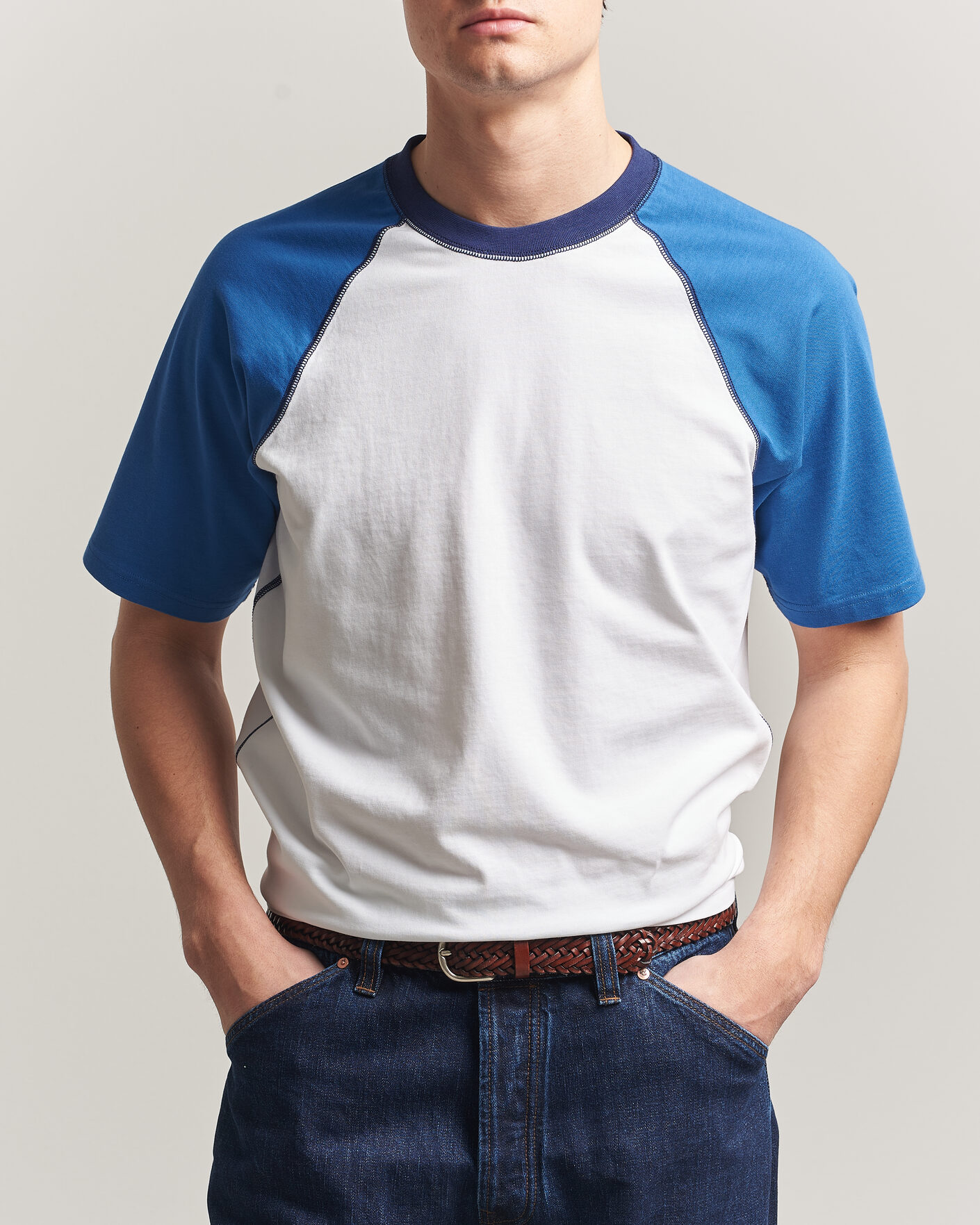 Uomini | T-shirt | Drake's | Two Tone Raglan T-Shirt White/Blue