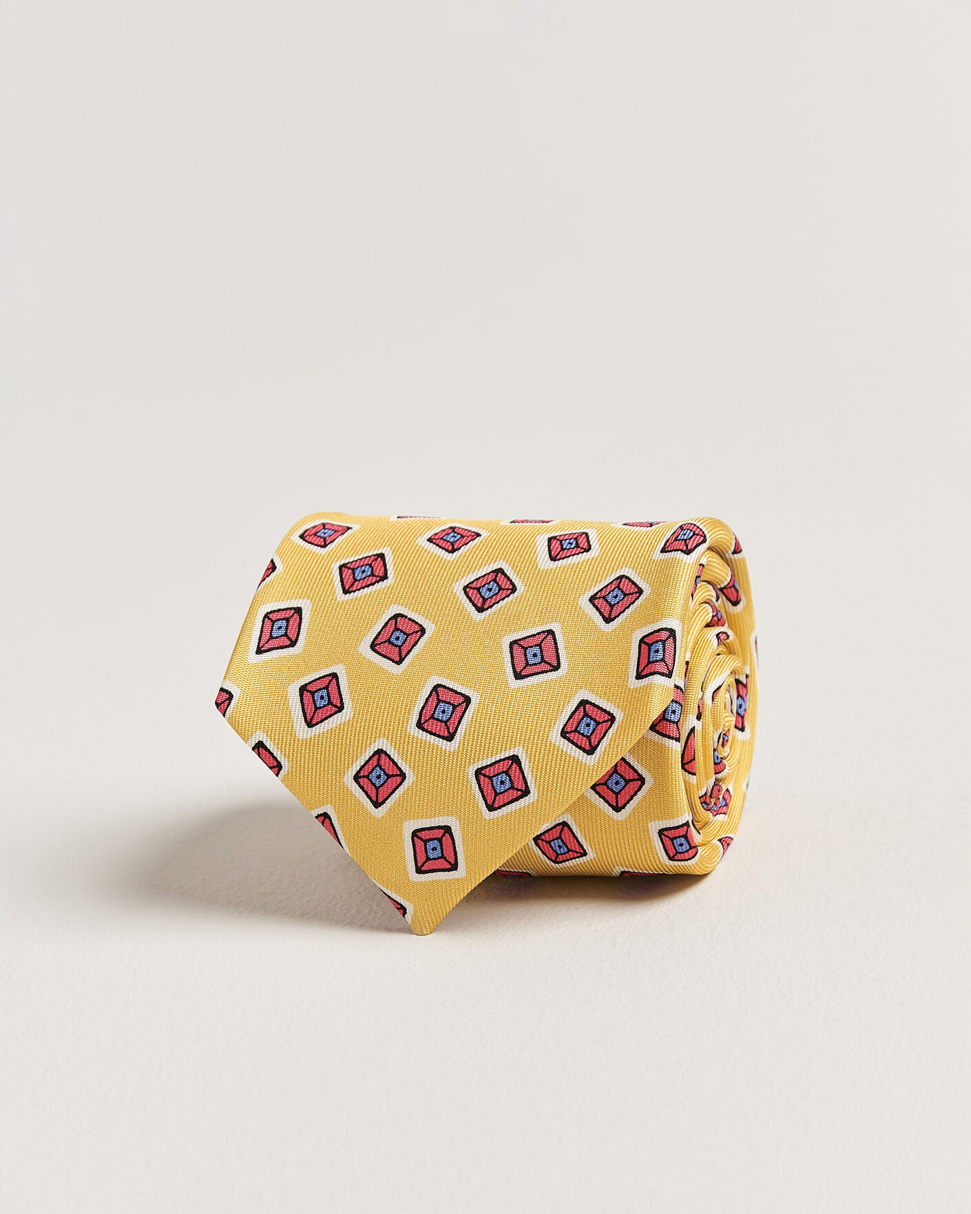 Uomini | Drake's Square Diamond Heavy Twill Silk Tie Gold | Drake's | Square Diamond Heavy Twill Silk Tie Gold