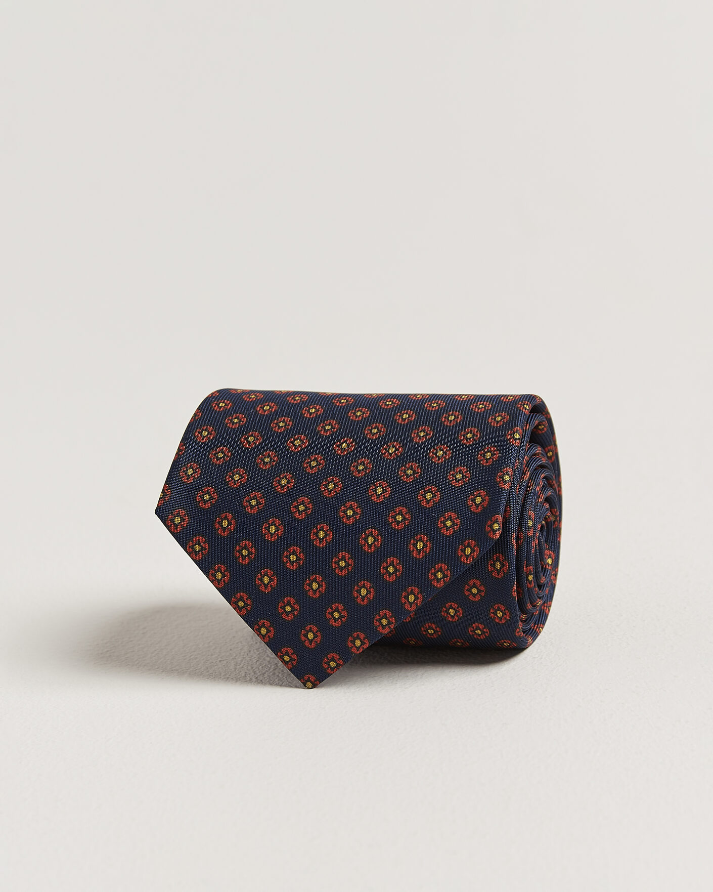 Uomini | Drake's Square Flowers Pattern Silk Tie Navy | Drake's | Square Flowers Pattern Silk Tie Navy
