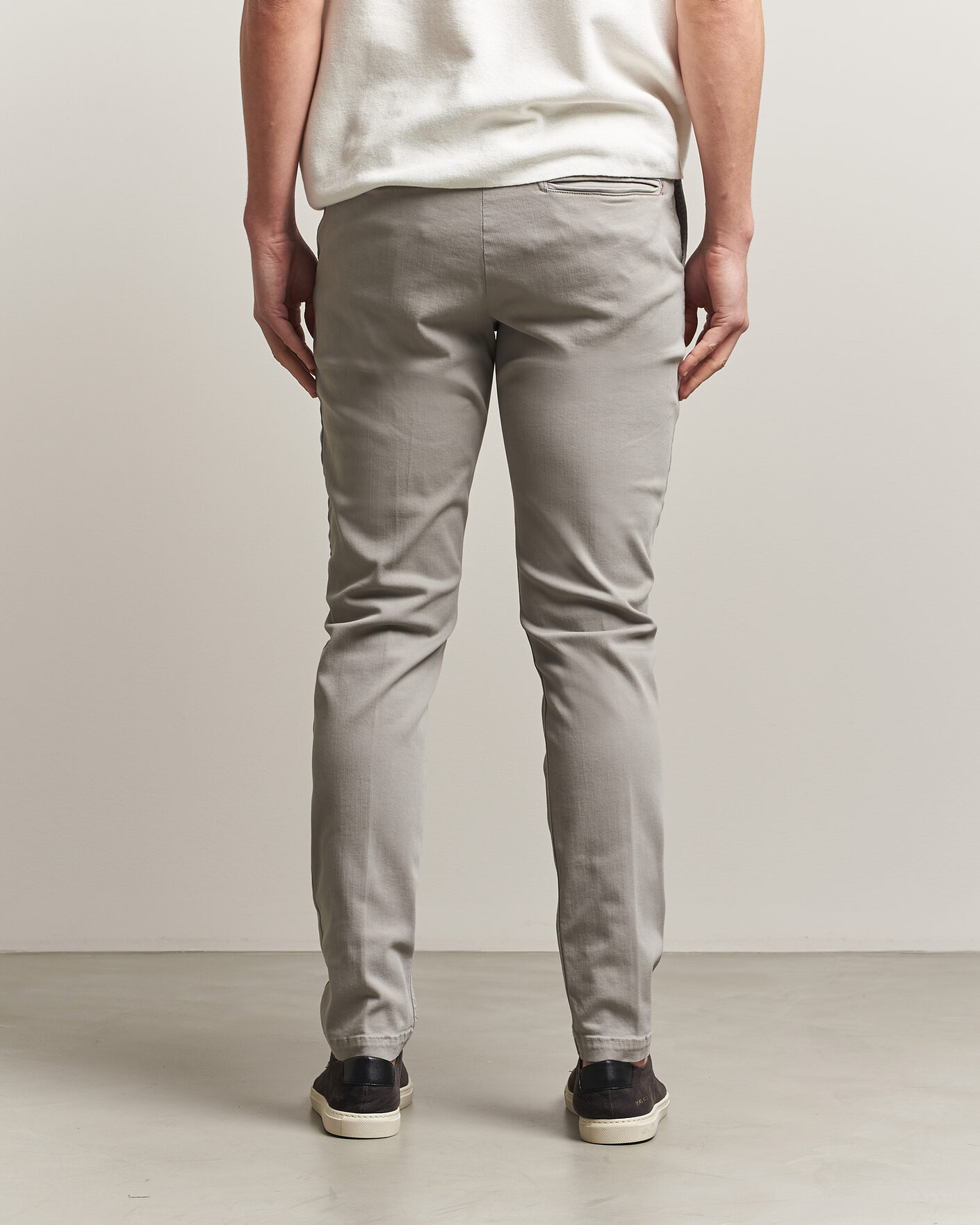 Uomini | Pantaloni | Replay | Benni Hyperflex X-Lite Chinos Light Grey