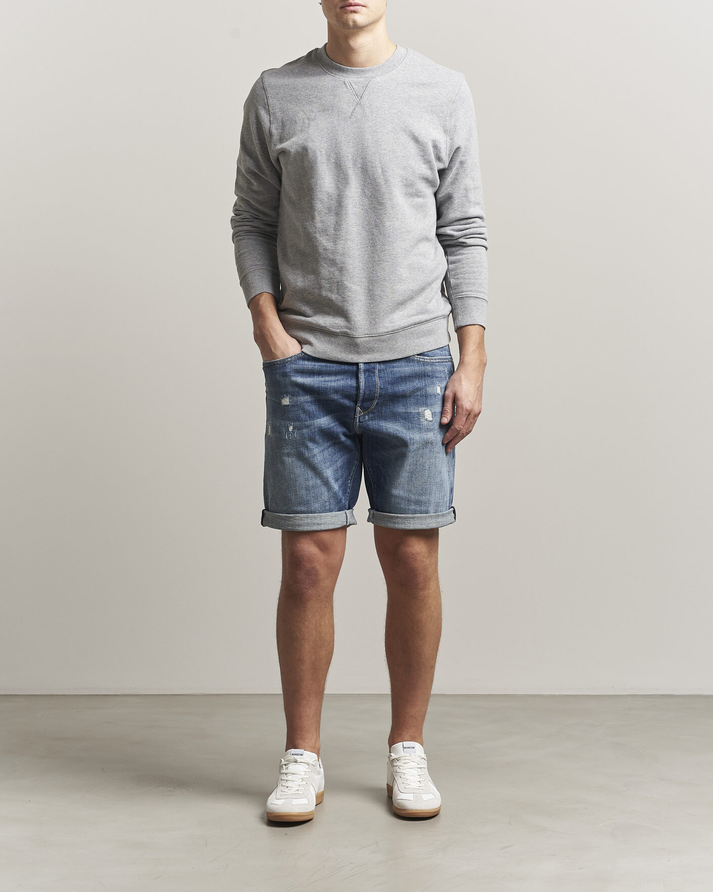 Uomini | Pantaloncini | Replay | RBJ981 Shredded Denim Shorts Medium Blue