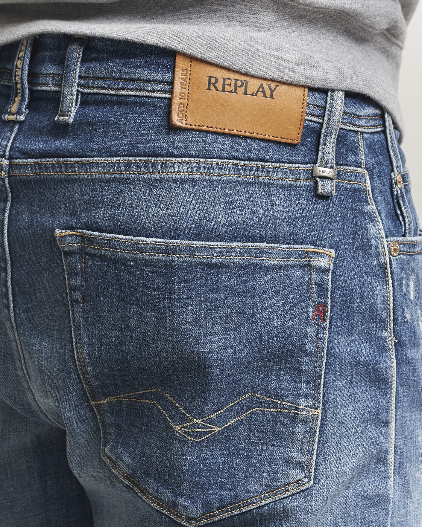 Uomini | Pantaloncini | Replay | RBJ981 Shredded Denim Shorts Medium Blue