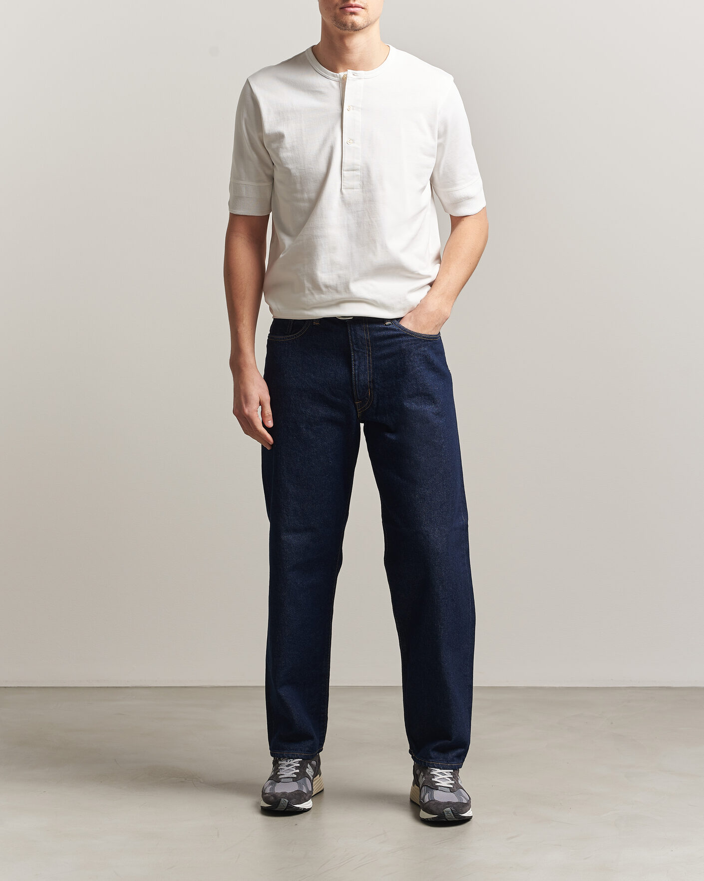 Uomini | T-shirt | Merz b. Schwanen | Classic Organic Cotton Short Sleeve Henley White