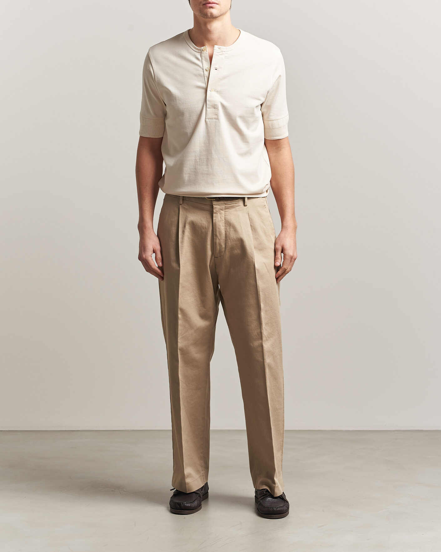 Uomini | T-shirt | Merz b. Schwanen | Classic Organic Cotton Short Sleeve Henley Nature