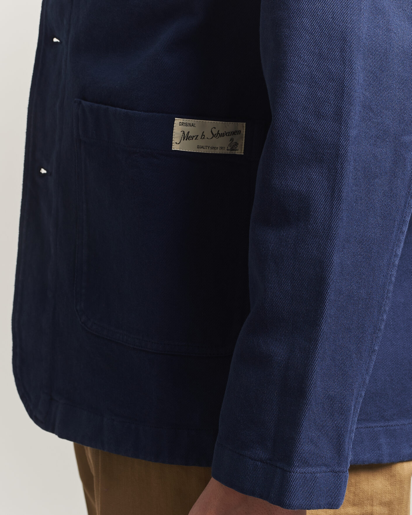 Uomini | Camicie | Merz b. Schwanen | Worker Cotton Twill Overshirt Ink Blue