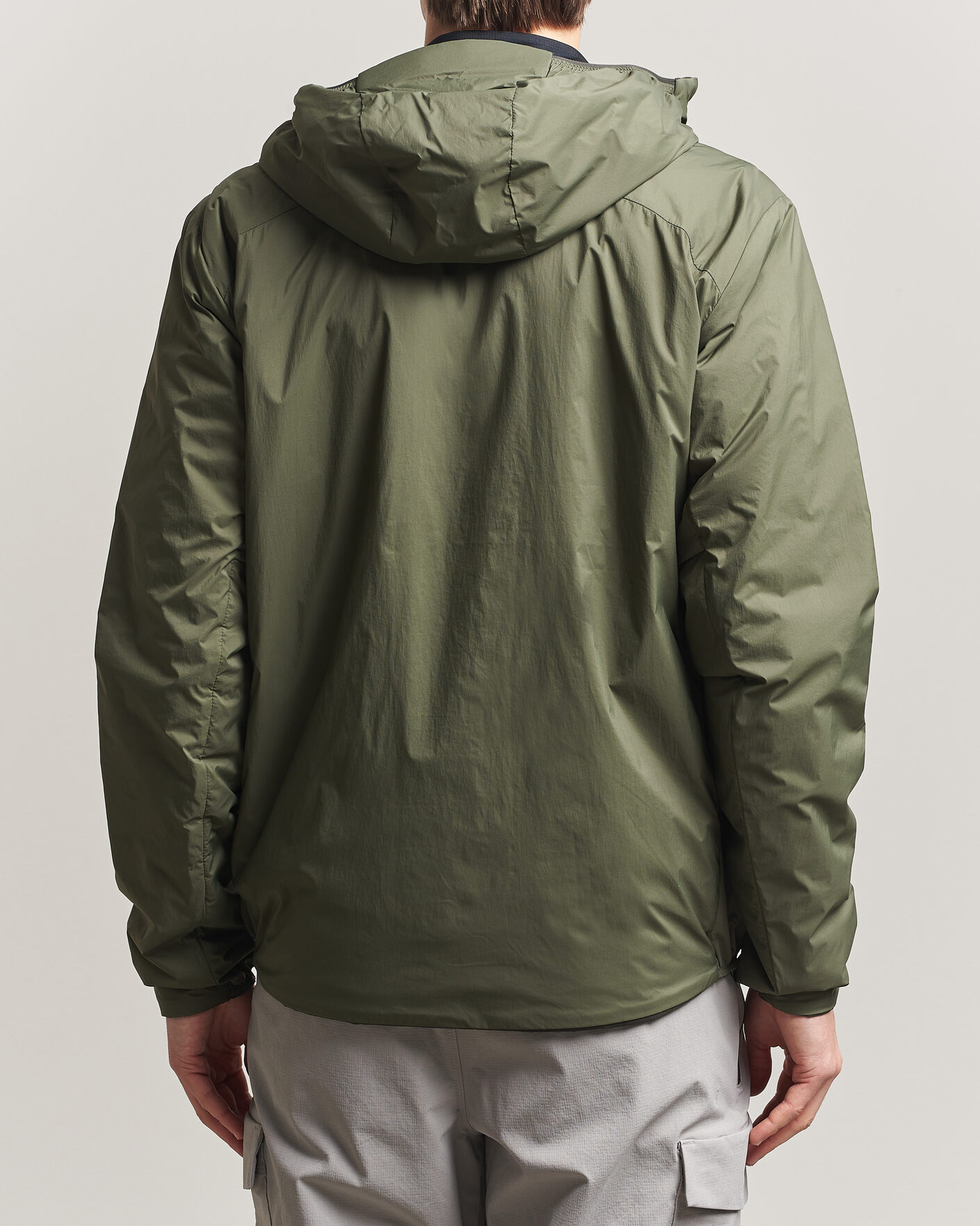 Uomini | Giacche | Peak Performance | Freelight Reversible Hooded Jacket Pine Needle