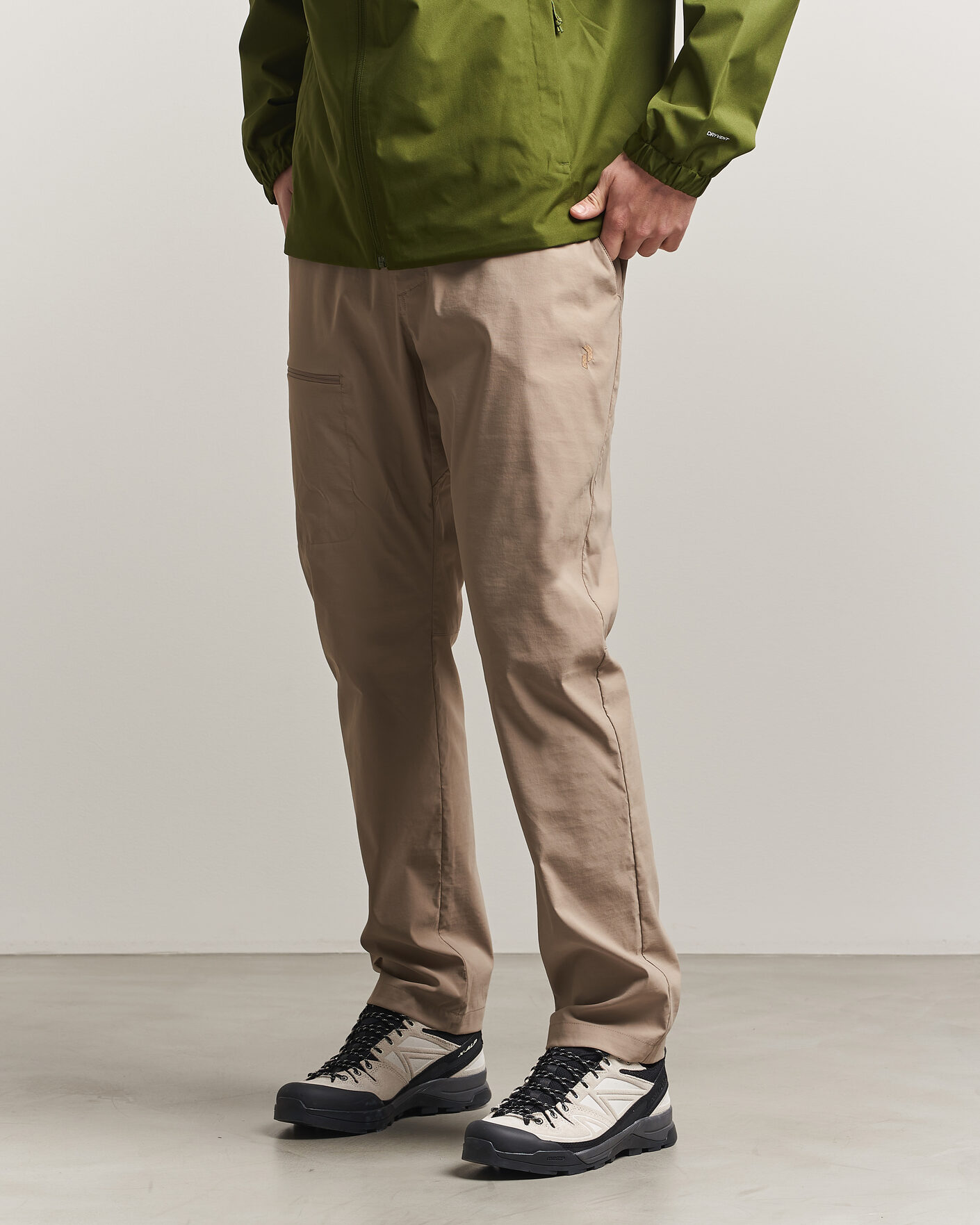 Uomini | Pantaloni | Peak Performance | Iconiq Pants Avid Beige