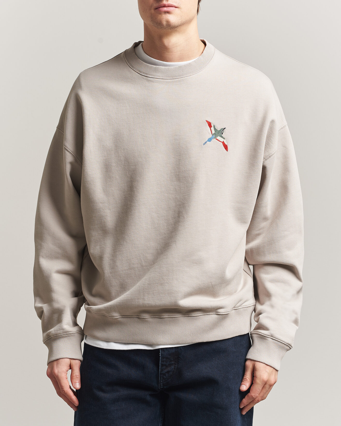 Uomini | Maglieria | Axel Arigato | Micro Bee Bird Sweatshirt Stone