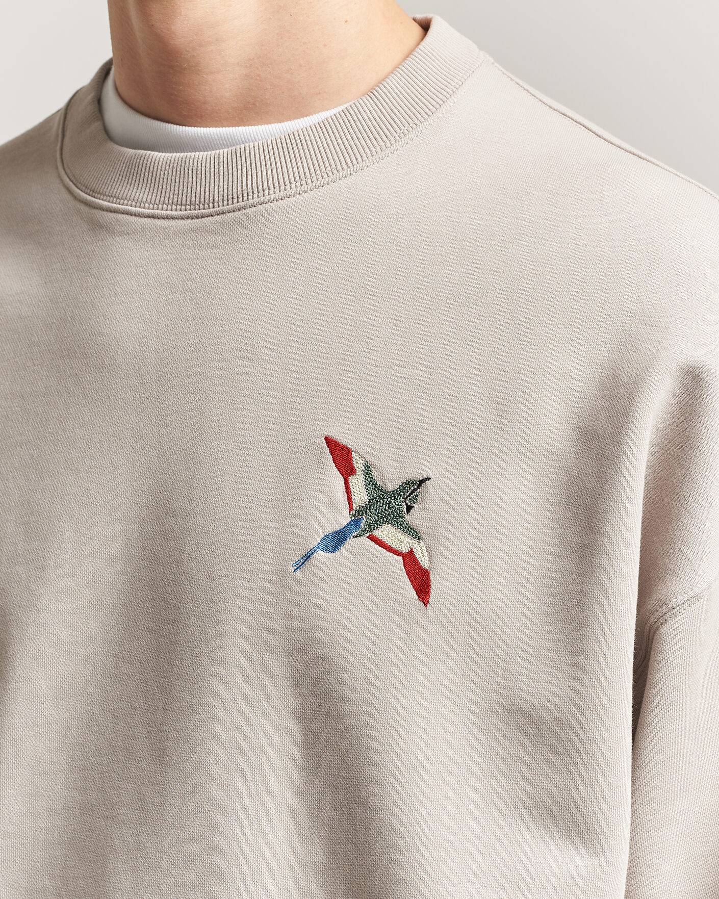 Uomini | Maglieria | Axel Arigato | Micro Bee Bird Sweatshirt Stone
