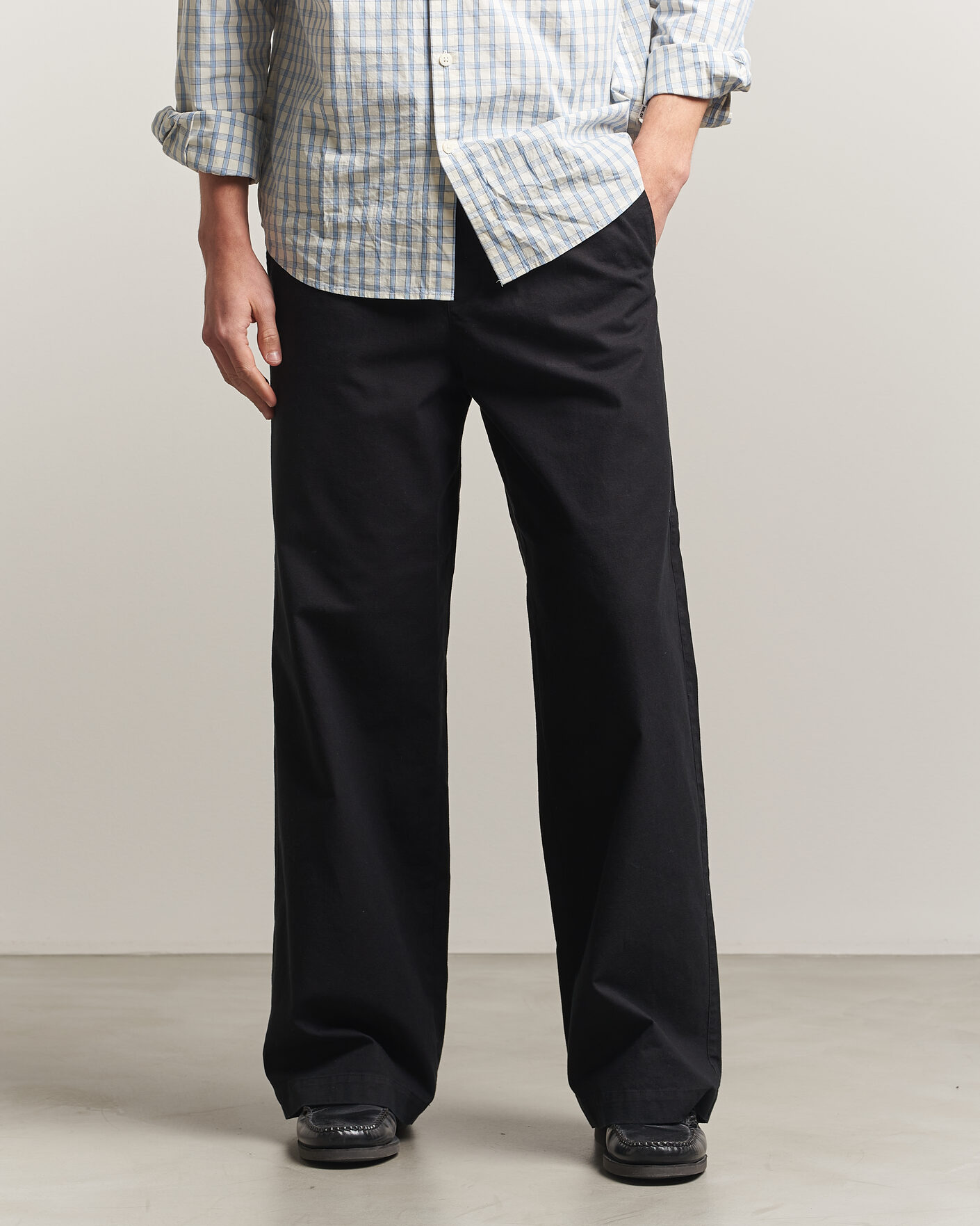 Uomini | Pantaloni | A.P.C. | Lou Cotton/Linen Drawstring Trousers Faded Black