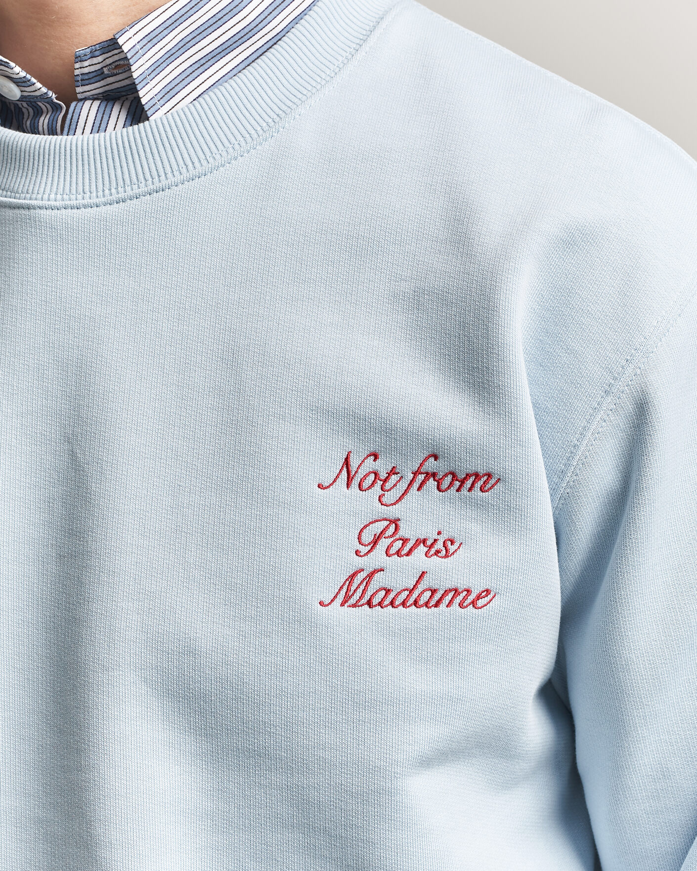 Uomini | Maglieria | Drôle de Monsieur | Slogan Cursive Sweatshirt Light Blue