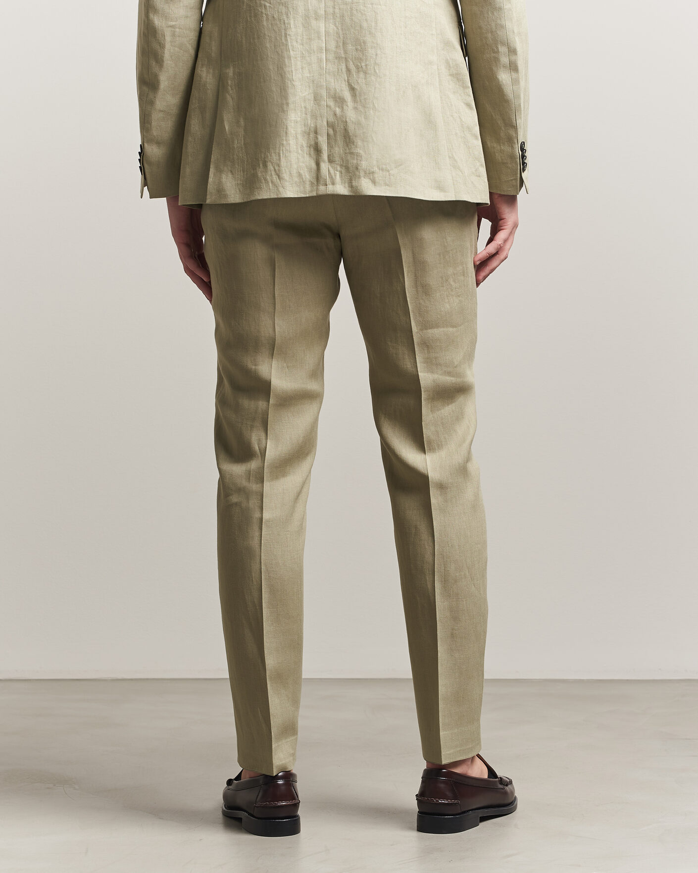 Uomini | Pantaloni | Tiger of Sweden | Tenuta Linen Suit Trousers Mole