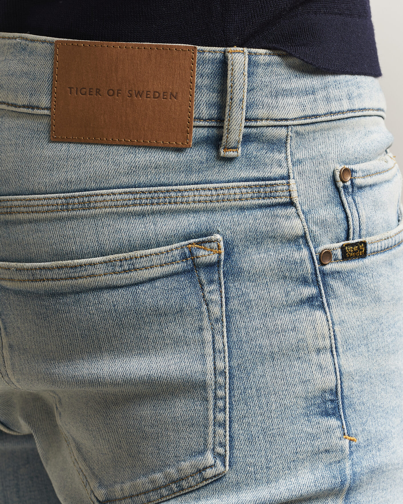 Uomini | Pantaloni | Tiger of Sweden | Evolve Jeans Light Blue
