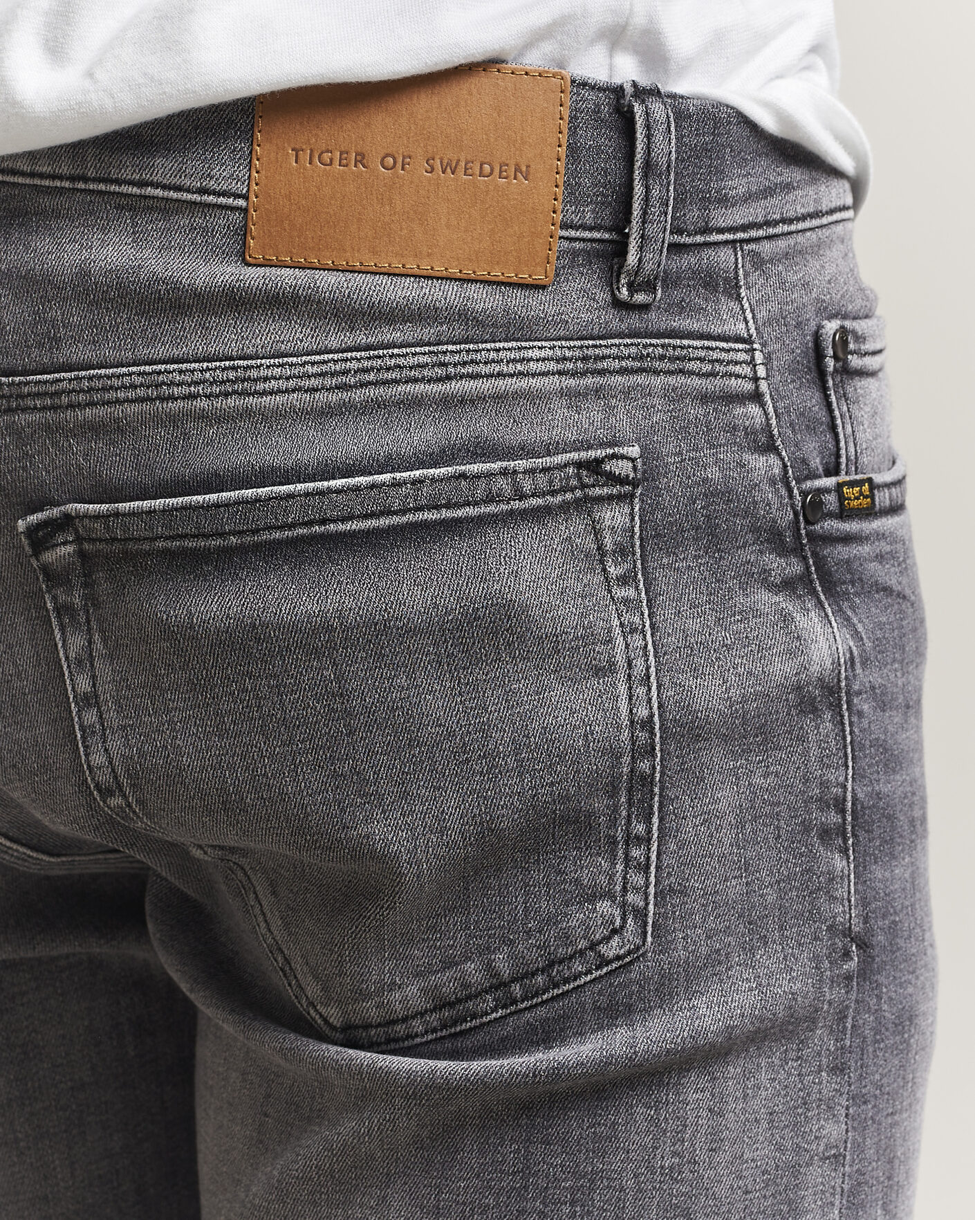 Uomini | Jeans | Tiger of Sweden | Evolve Jeans Washed Black