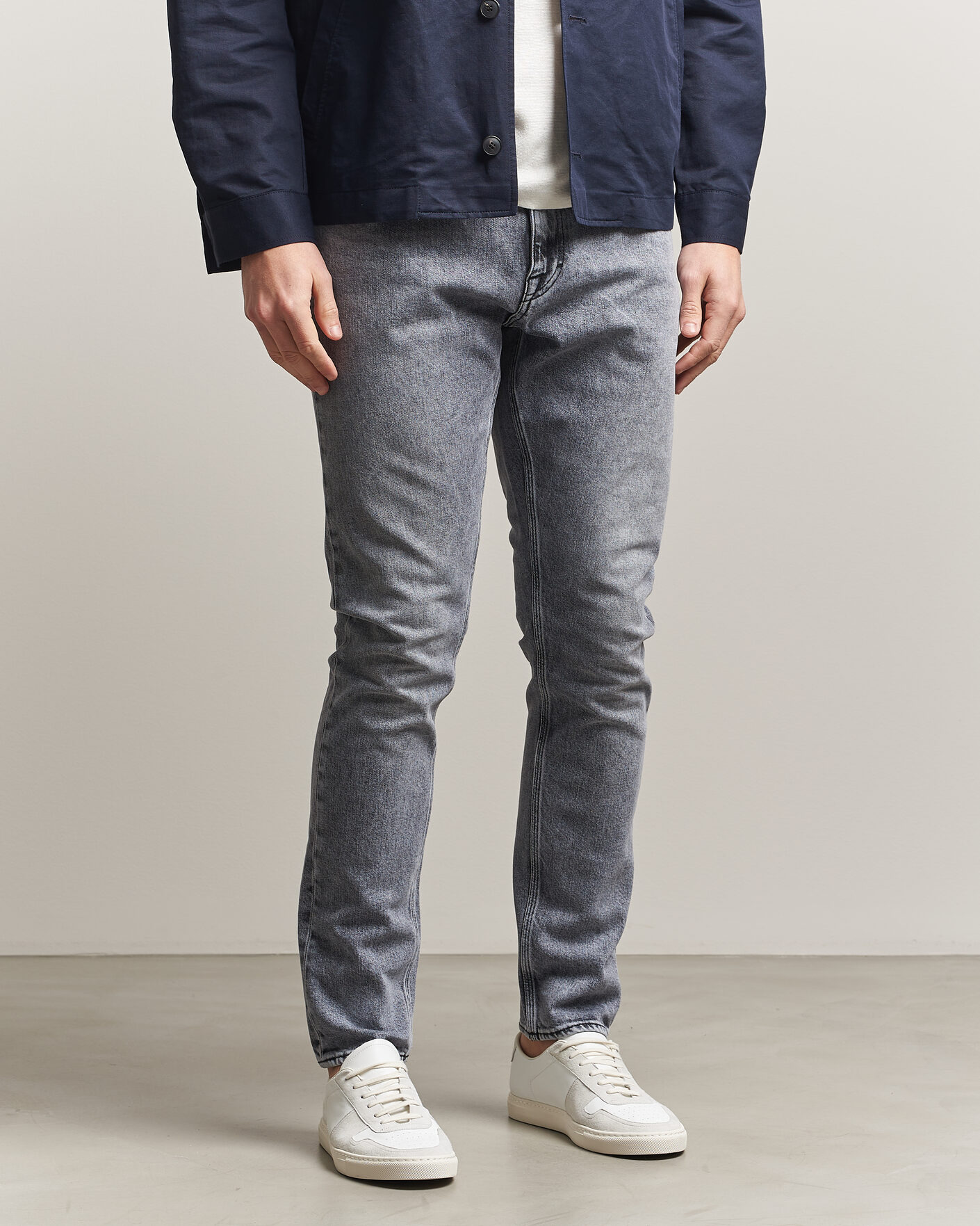 Uomini | Pantaloni | Tiger of Sweden | Pistolero Jeans Washed Grey